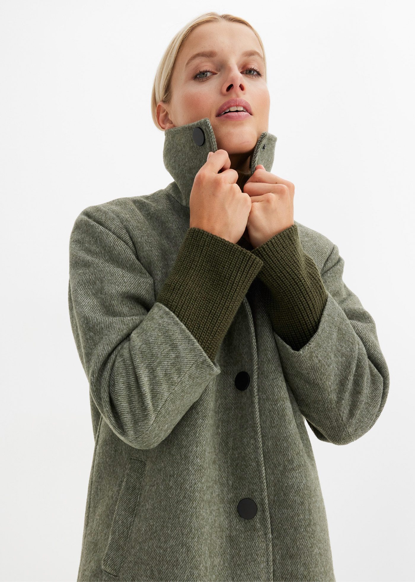 bonprix Kurzmantel mit hohem Stehkragen, in Wolloptik, 3/4 Arm mit langem Strickbündchen