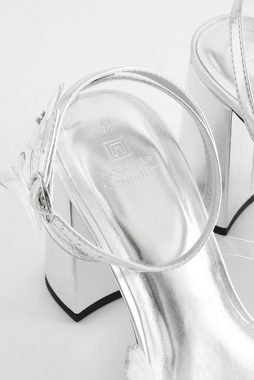 Next Forever Comfort® Schmetterling-Sandaletten Sandalette (1-tlg)
