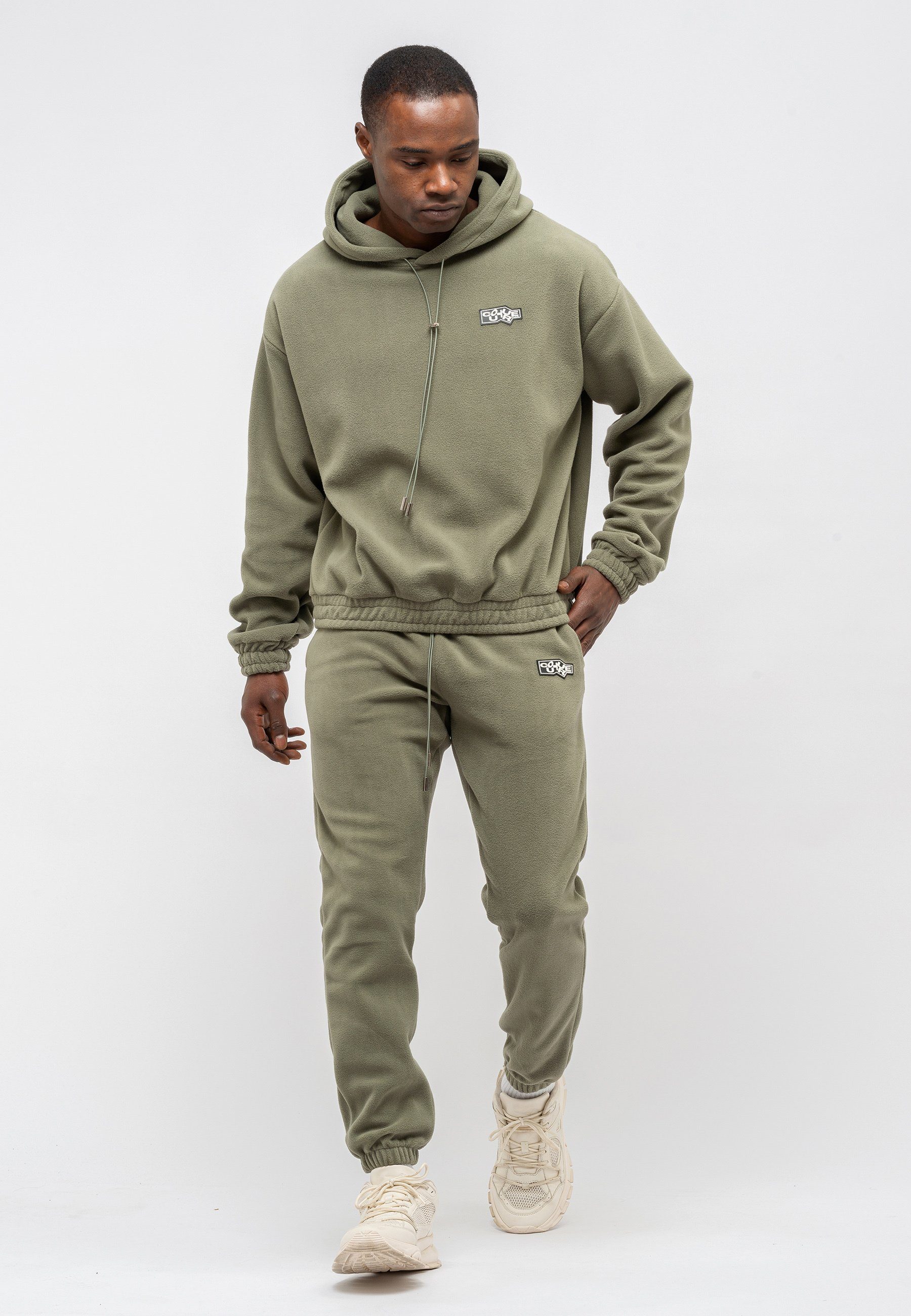 Tom Barron Trainingsanzug Tom Barron Men Casual Oversize Tracksuit With Fleece Fabric Patch Logo, mit modernem Design