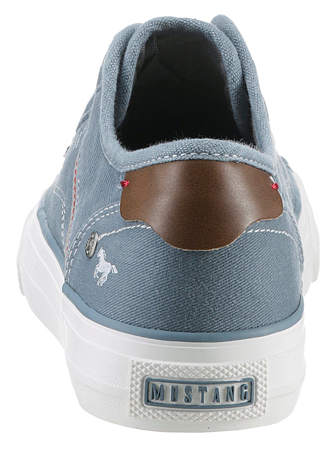 Mustang Shoes Slip-On Sneaker mit praktischem Gummizug jeansblau