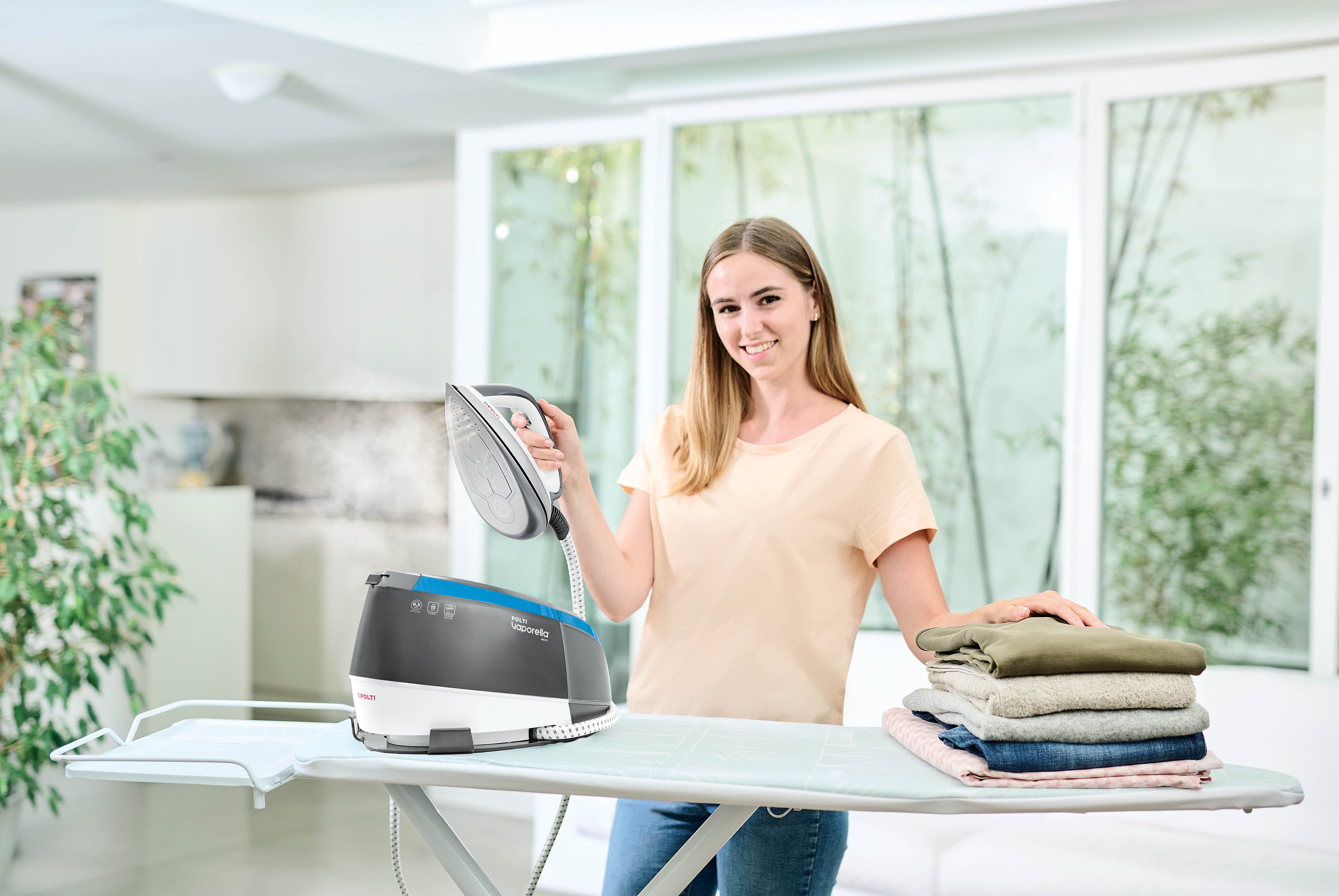 Polti Dampfbügelstation VAPORELLA NEXT VN18.20, 1300 ml Wassertank