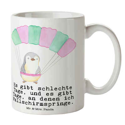 Mr. & Mrs. Panda Tasse Pinguin Fallschirm springen - Weiß - Geschenk, Kaffeebecher, Sport, H, Keramik, Brillante Bedruckung