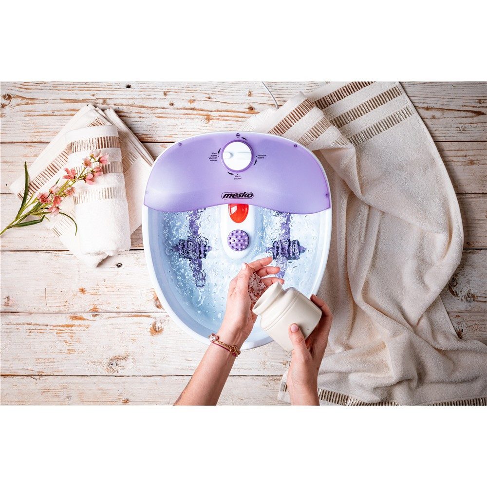 Mesko Fußmassagegerät MS 2152 Fußbad mit Massagefunktion, elektrisch mit Sprudelmassage, Vibrationsmassage, Infrarot, 4 Massagerollen, Spritzschutz, Lila/Weiß