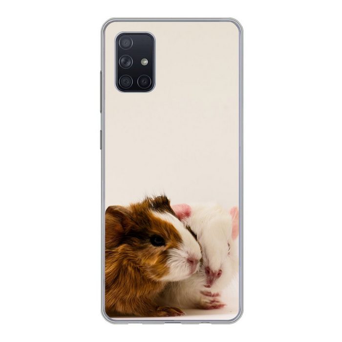 MuchoWow Handyhülle Zwei knuddelige einen Tag alte Baby-Meerschweinchen Phone Case Handyhülle Samsung Galaxy A71 Silikon Schutzhülle