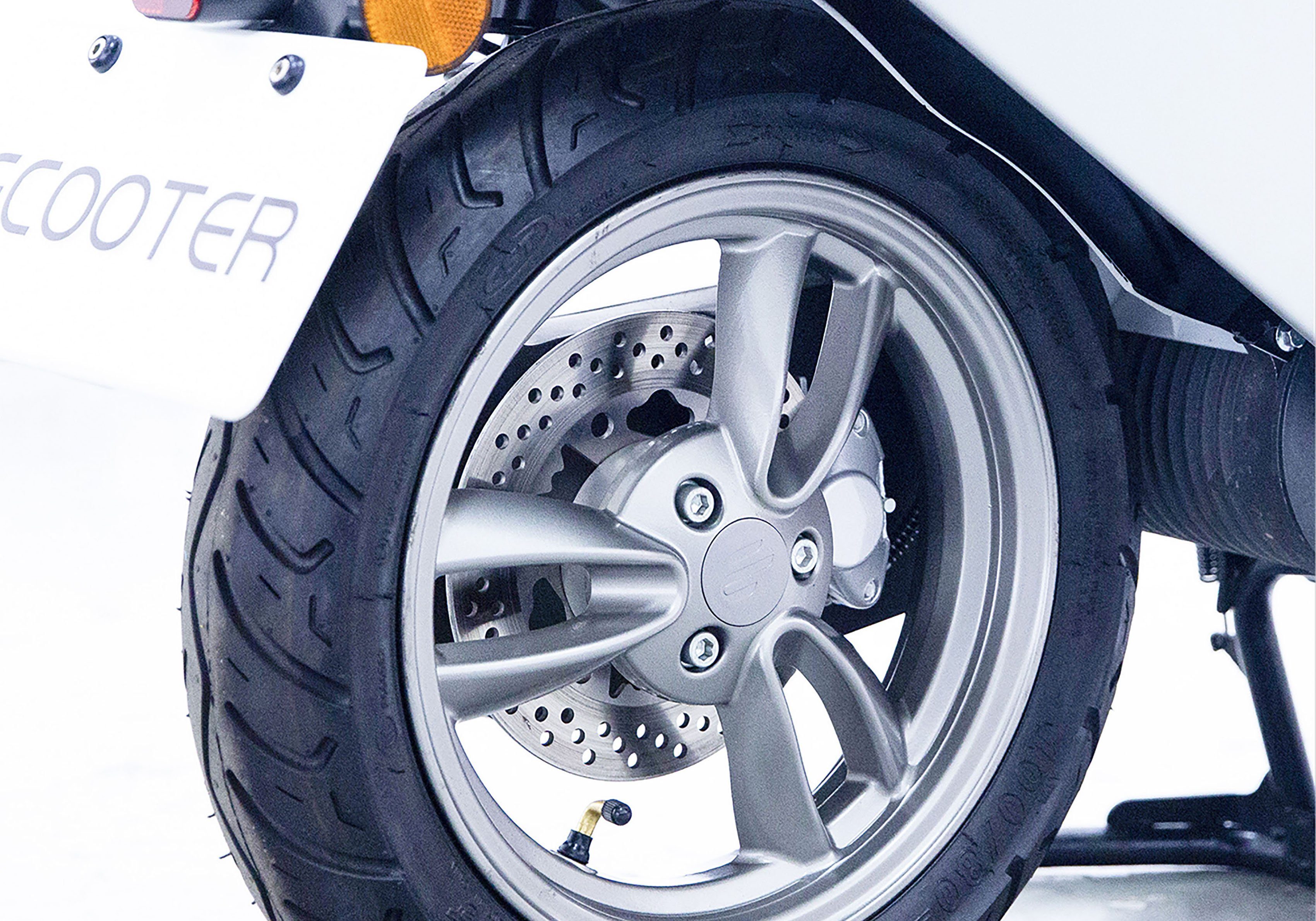 SAXXX E-Motorroller Ecooter E1S, 45 silberfarben km/h
