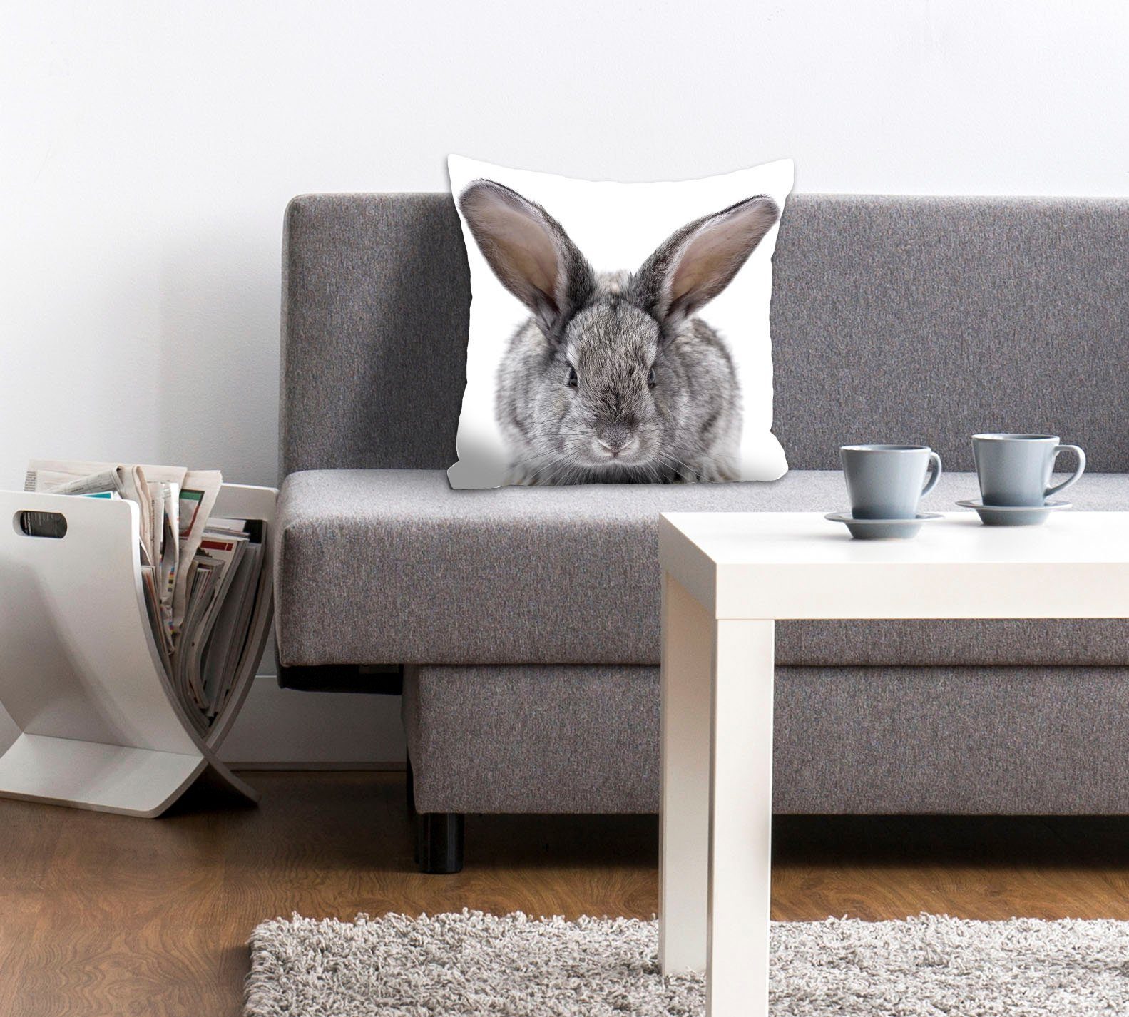 queence Dekokissen Sixten, mit einem flauschigen Hasen
