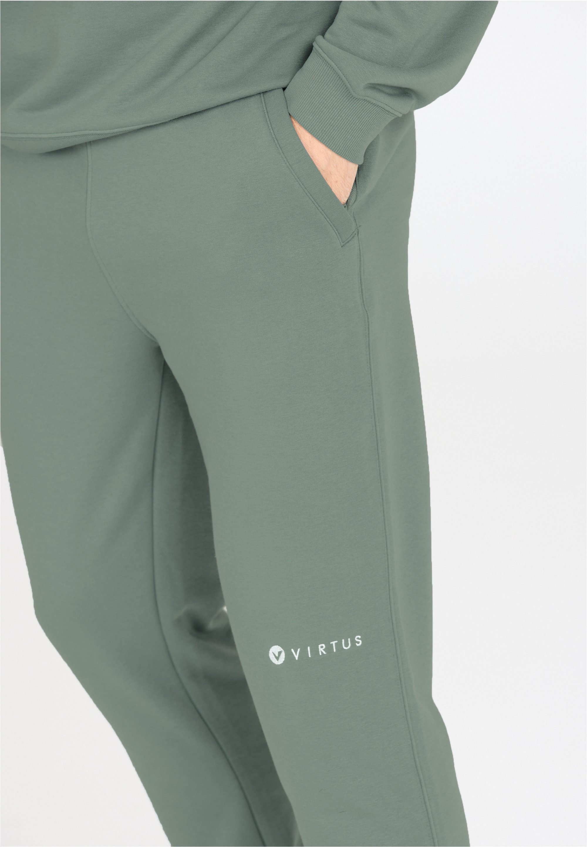 Virtus Sweathose Kayden aus weichem Stoff mit sportlichen Akzenten