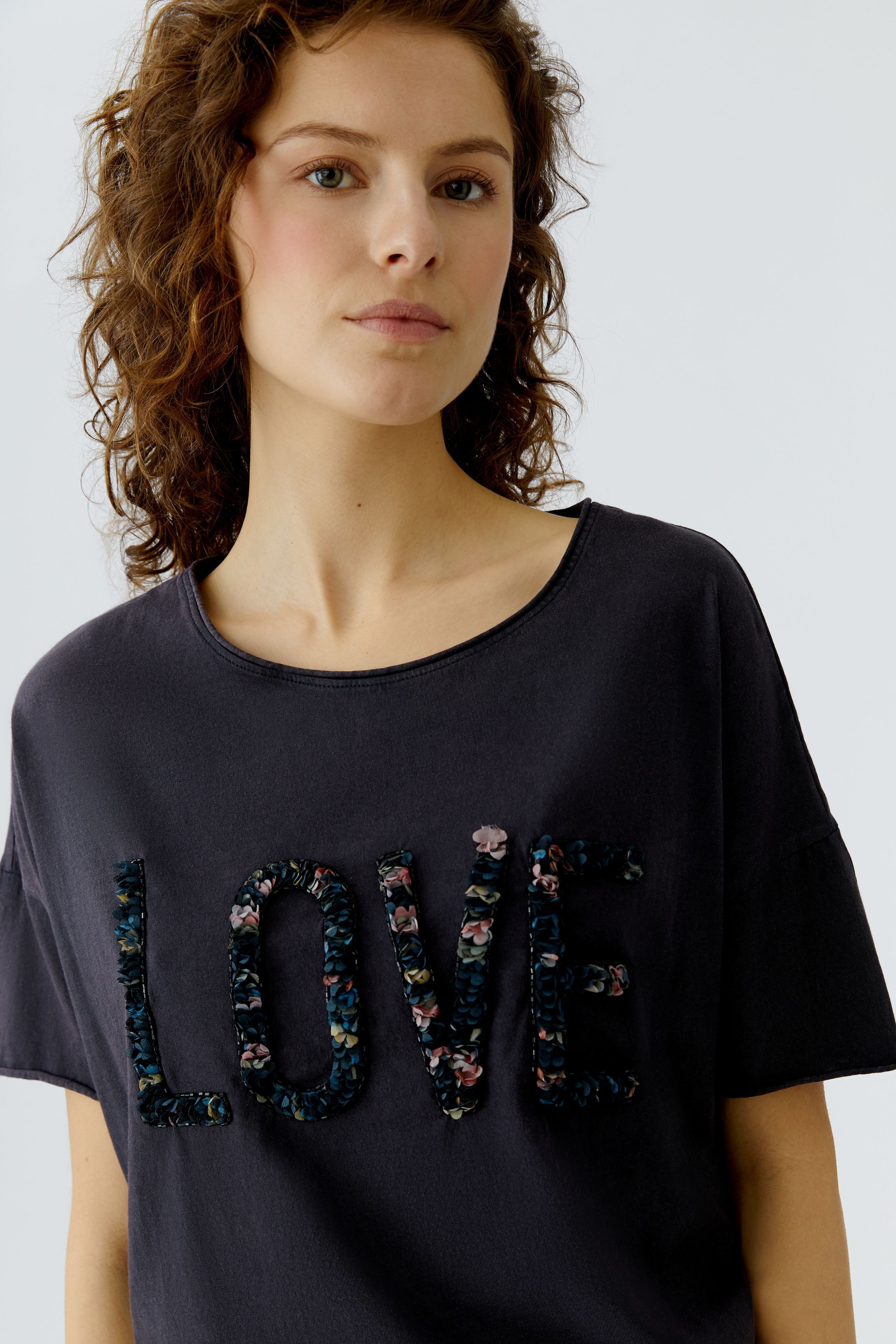 Oui T-Shirt Oui cooles T-Shirt - LOVE als Band in 3D-Optik (1-tlg) günstig online kaufen