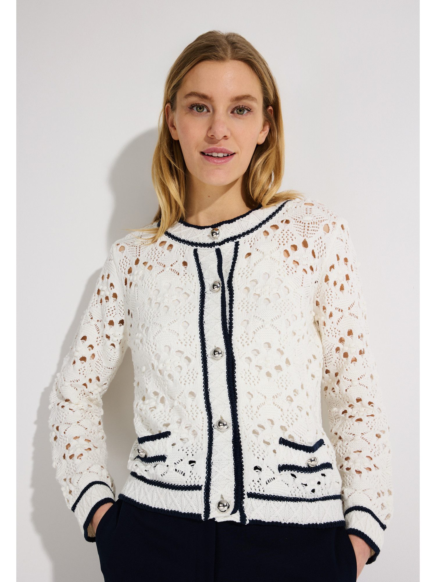 MORE&MORE Strickjacke feminine Lochmuster-Strickjacke günstig online kaufen
