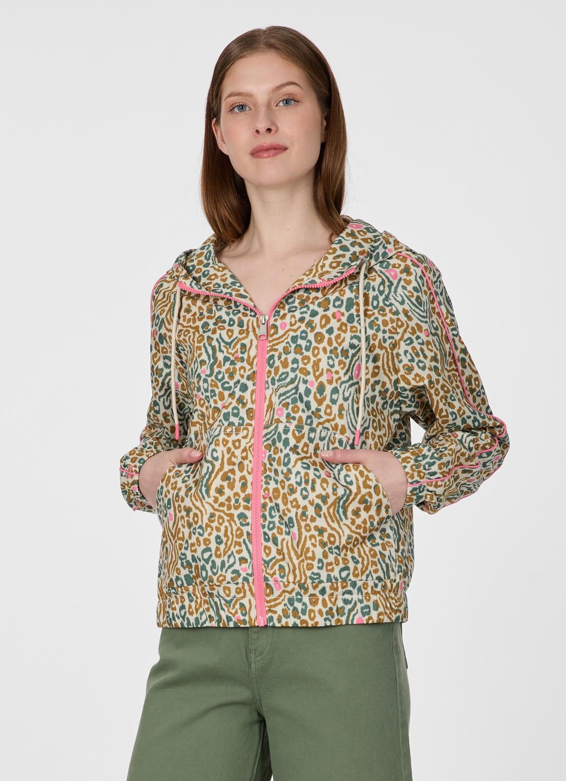 Ragwear Allwetterjacke ANDRIN PRINT Aus dünnem, wasserabweisendem Material mit Print und Kontrastdetails