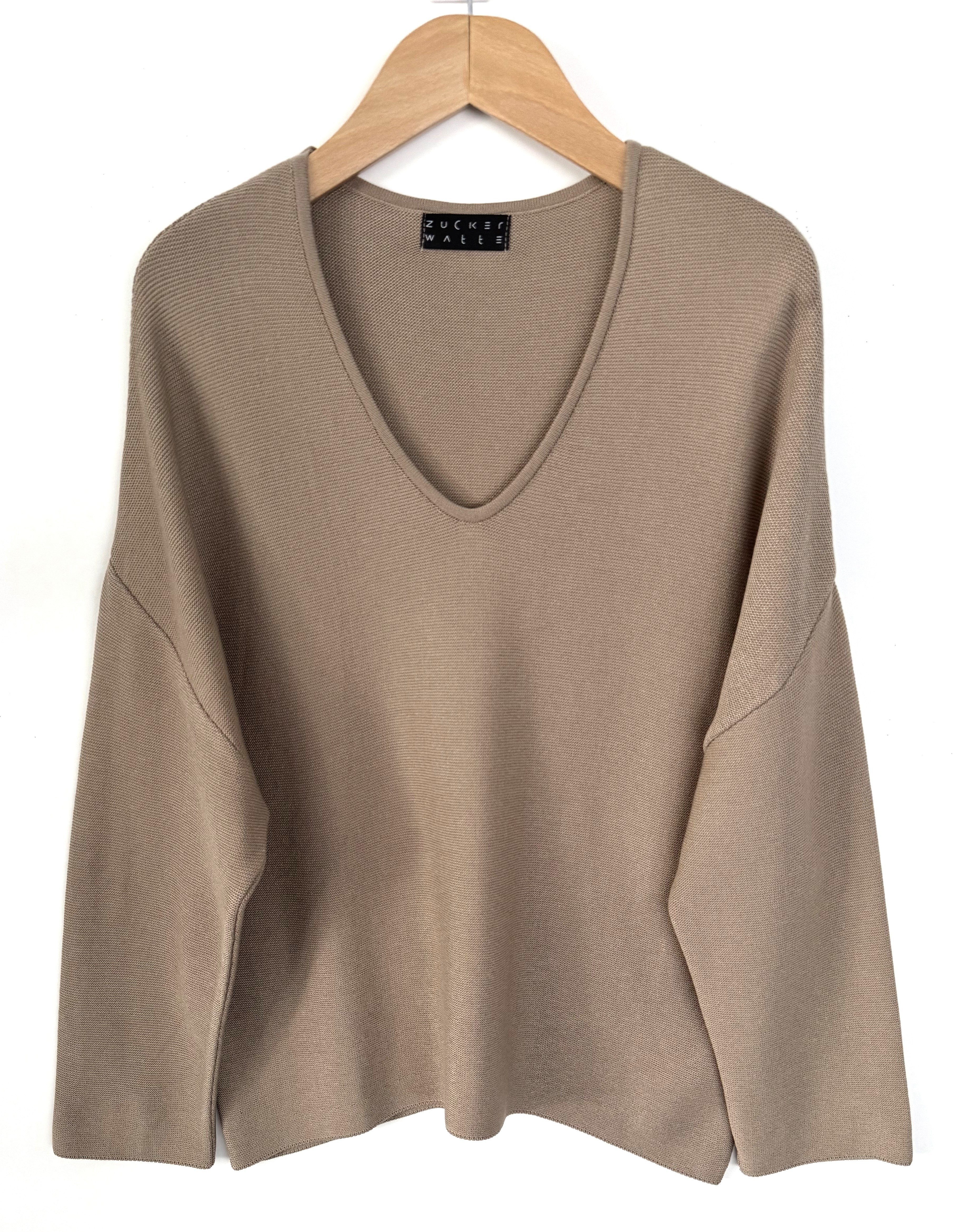 Zuckerwatte V-Ausschnitt-Pullover feingestrickt aus wertiger Viskose Stretch Mischung