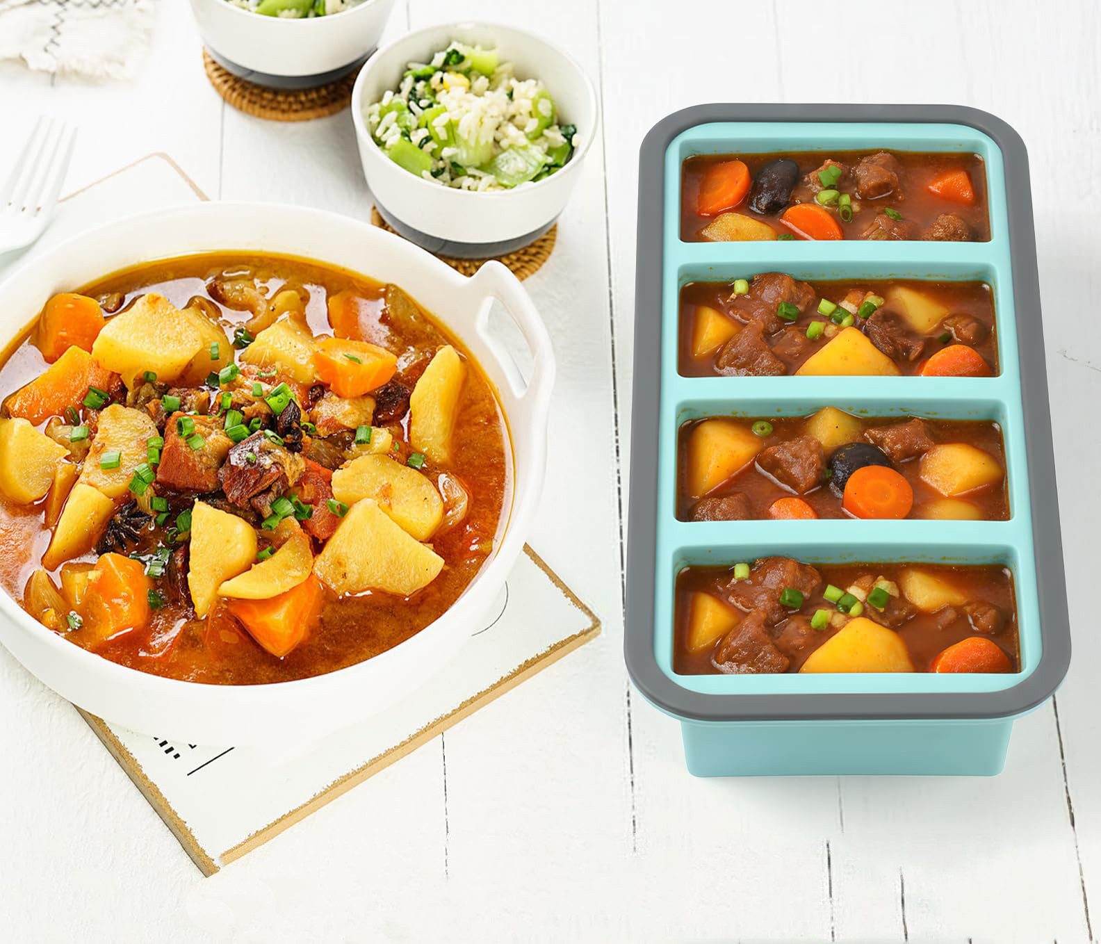 Agger Eiswürfelform Silikon Gefrierform mit Deckel – 4 Fächer, Stapelbar & Flexibel, (1-tlg), für Suppe, Soße & Eiswürfel, Leichtes Entformen