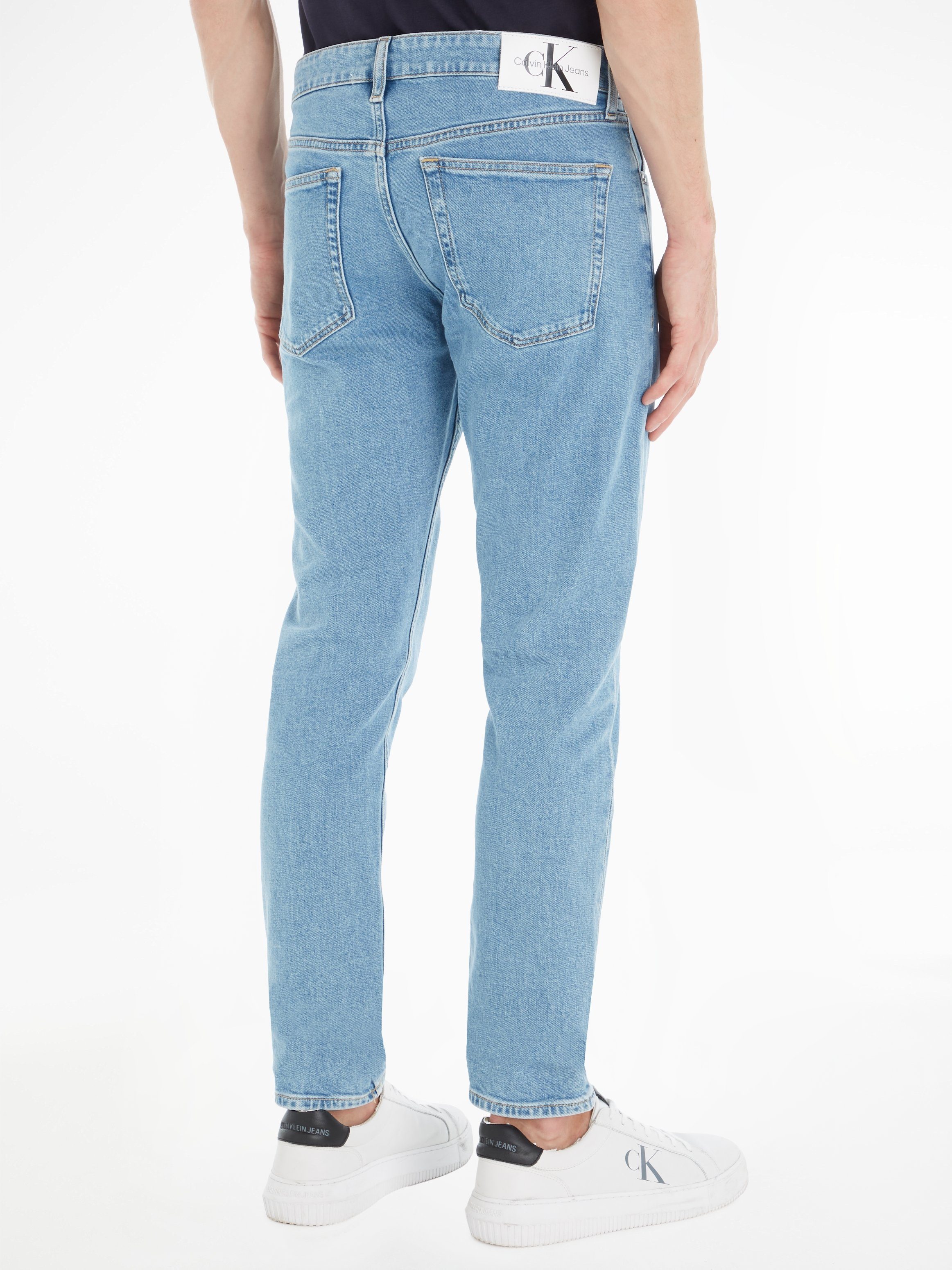 Calvin Klein Jeans Slim-fit-Jeans SLIM TAPER mit Markenlabel günstig online kaufen