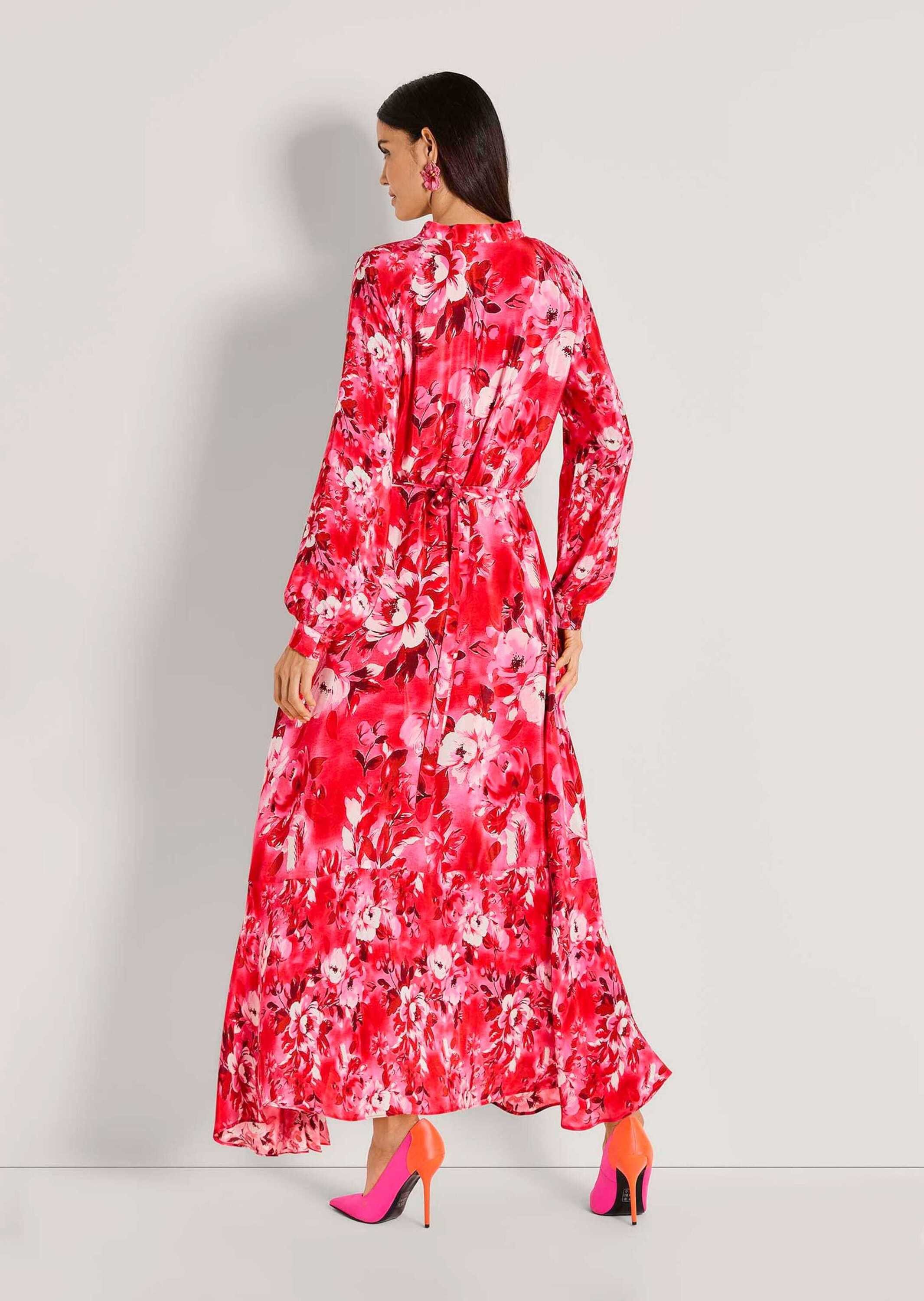 MADELEINE Maxikleid Stretchkleid mit Blumenmuster Maxikleid mit V-Ausschnitt, Bindeband und Langarm