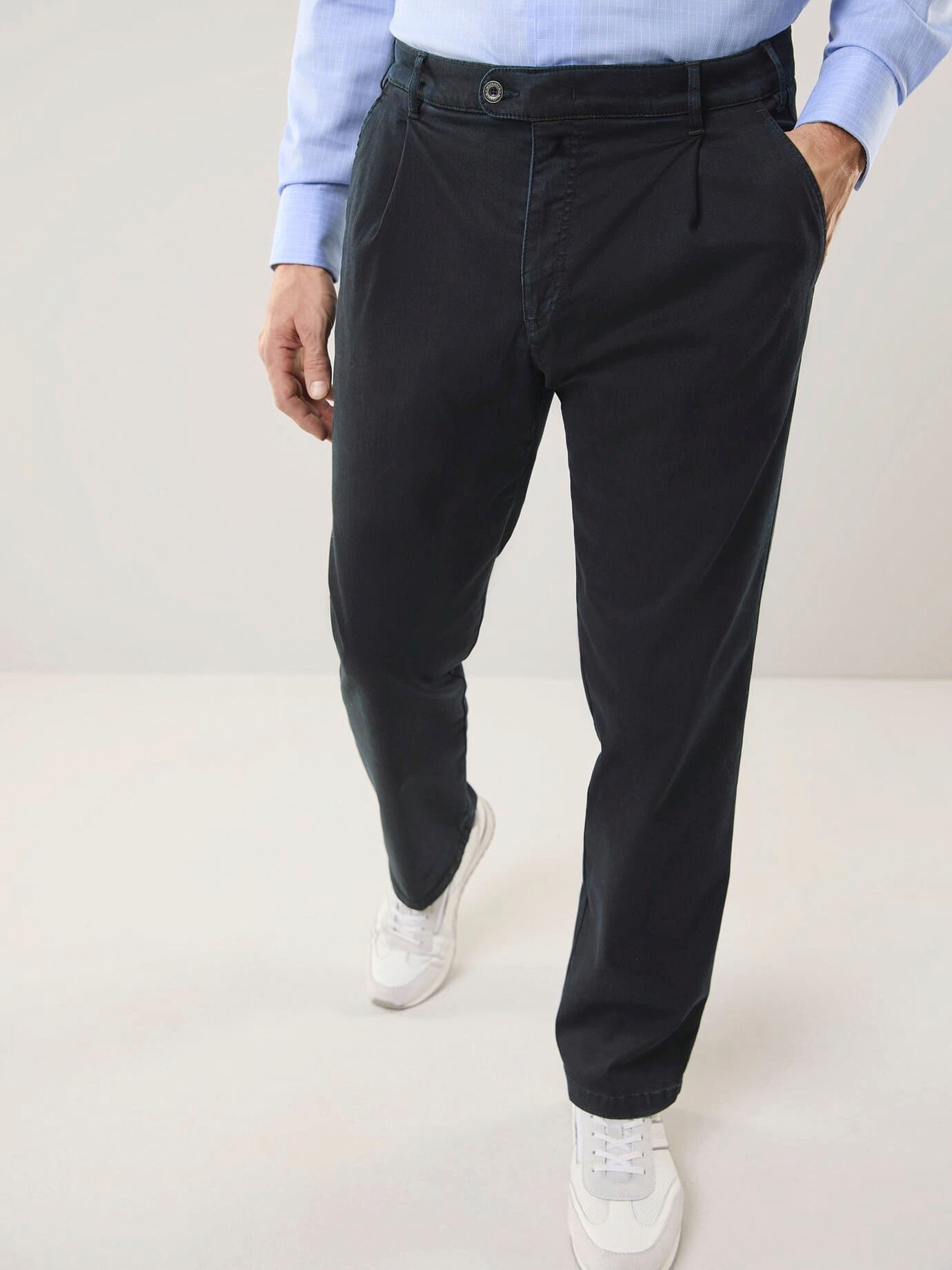 Walbusch Bundfaltenhose Herren Extraglatt Flex-Bundfaltenjeans bügelfrei Comfort Fit Stretchjeans mit Dehnbund, TENCEL Lyocell, 30% Dehnung