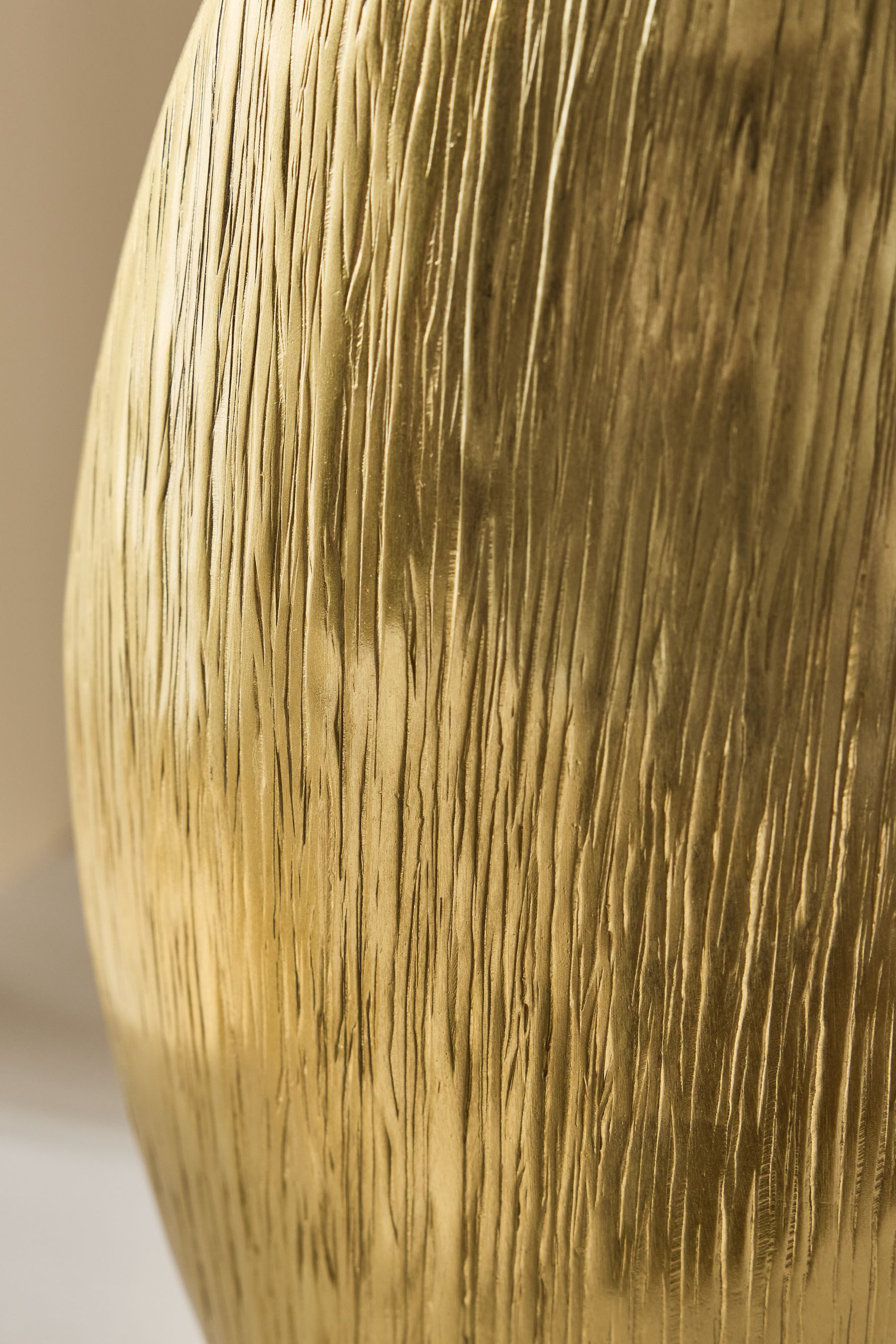Next Dekovase Strukturierte, mittelgroße Evie Metallvase