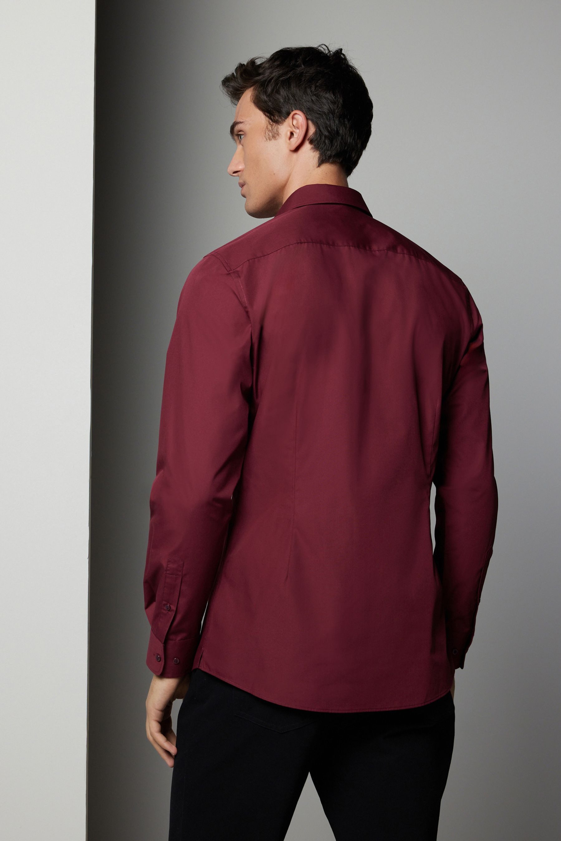 Next Langarmhemd Pflegeleichtes Slim Fit Hemd günstig online kaufen