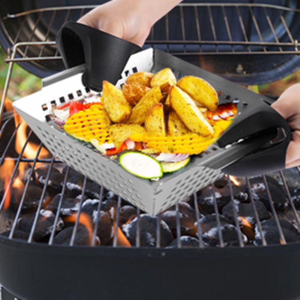 LA CUTE Grillschale Edelstahl Grillkorb Gemüsekorb Set mit Griff & Zubehör BBQ, (BBQ Grillkorb-Set, BBQ Grillkorb mit Zange und Backpinsel), Praktisches Lochdesign gleichmäßige Hitzeverteilung und sicheren Halt