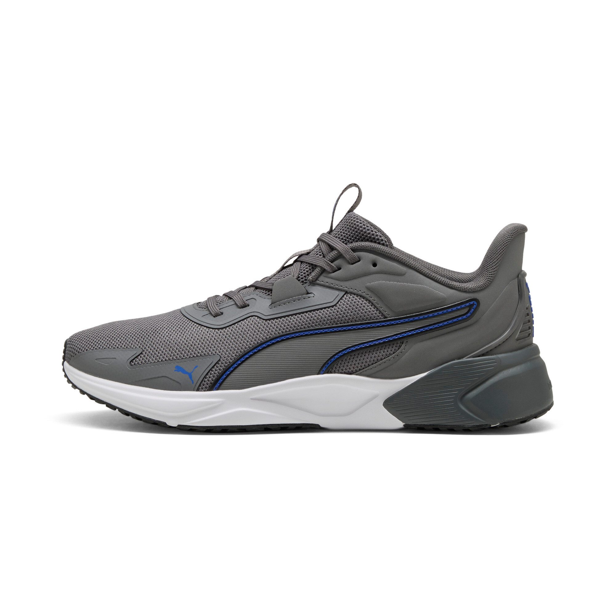 PUMA DISPERSE XT 4 KNIT Trainingsschuh mit atmungsaktivem Strickobermaterial, mit TPU-Fersenklammer