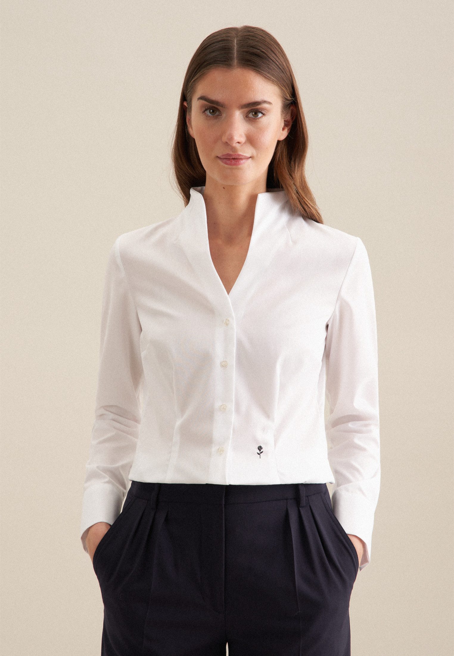 Klassische Bluse