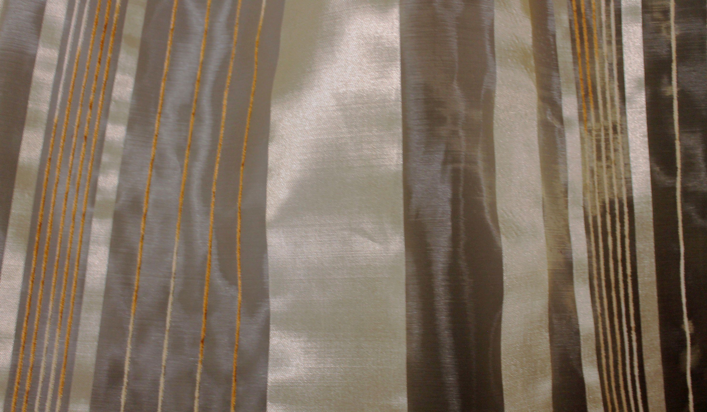 HOSSNER - ART OF HOME DECO Gardine Walensee (1 St), Schlaufen, transparent, Schlaufenschal im zeitlosen Design