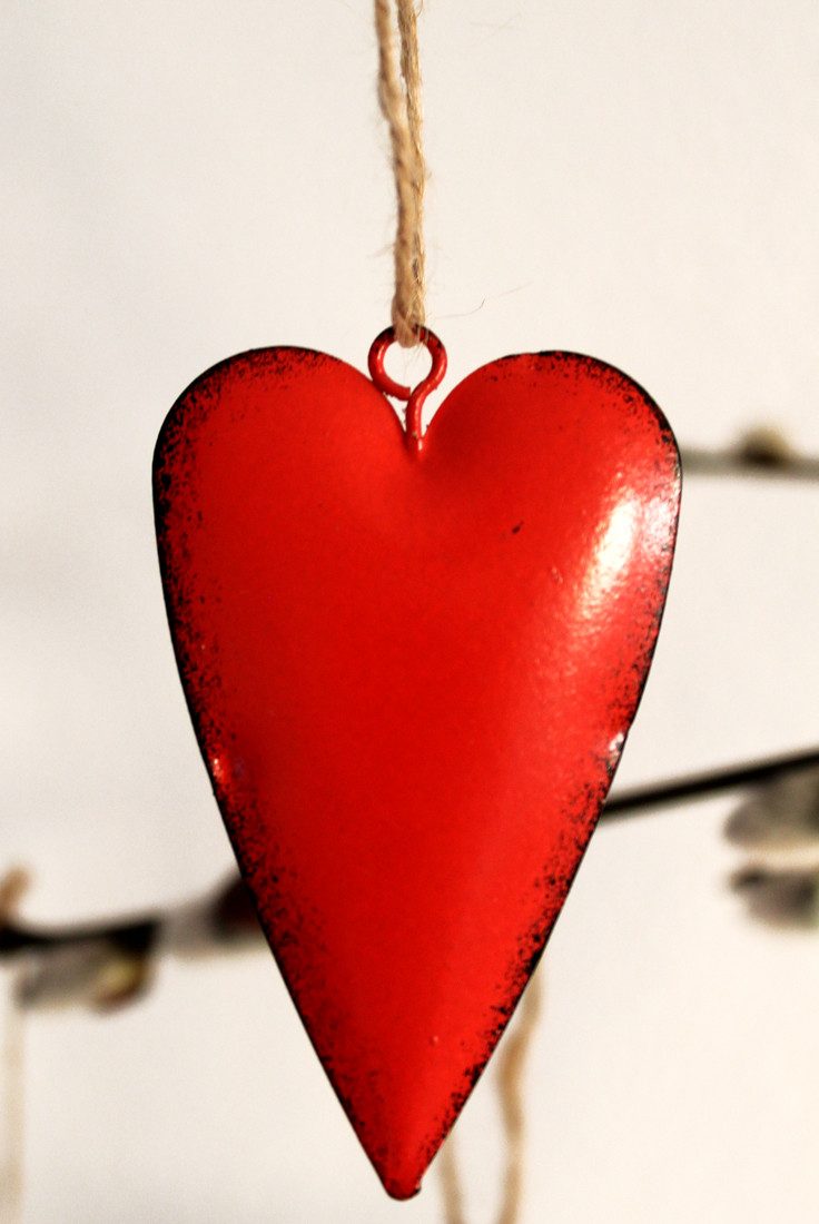 LB H&F Lilienburg Dekohänger 6er SET Herz Herzen Metall Hängedekoration Hängedeko zum Hängen (Frühling Herbst Winter DIY Weihnachten Love Liebe Valentinstag Taufe Liebe Muttertag), Geschenk, Mitbringsel Herbstdeko Frühlingsdeko Metallanhänger Landhaus Hängedeko Fensterhänger Mädchen Geburtstagsdeko Fensterdekoration, Herzanhänger Dekohänger Dekoherzen basteln hängen orange, gelb, Geburtstag Geschenkanhänger Metallherzen Herzhänger), Anhänger Shabby Hochzeit modern ROT, Hänger Deko