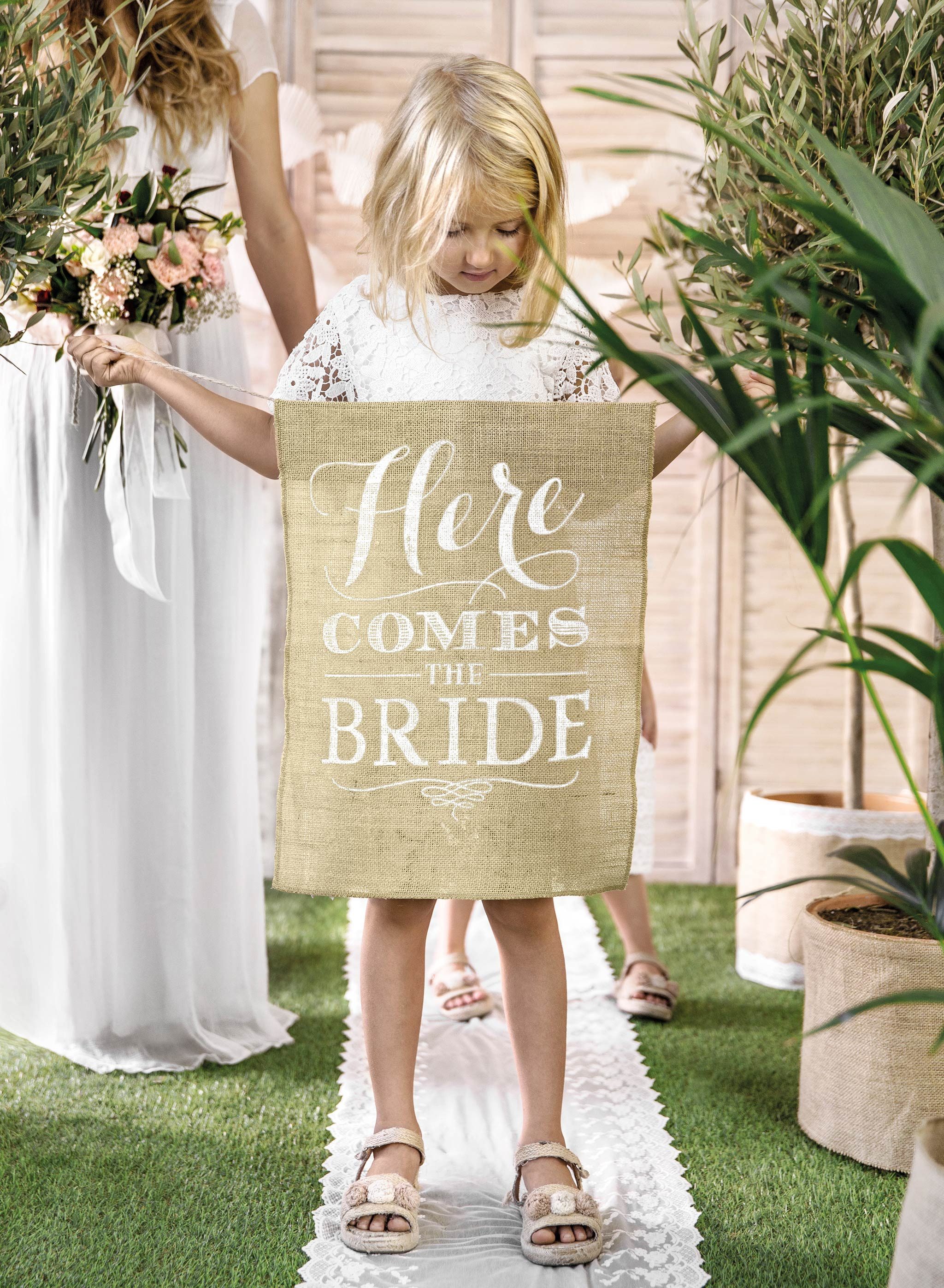 partydeco Wimpelkette, Banner Hochzeit / Here comes the Bride 51x41cm Jute
