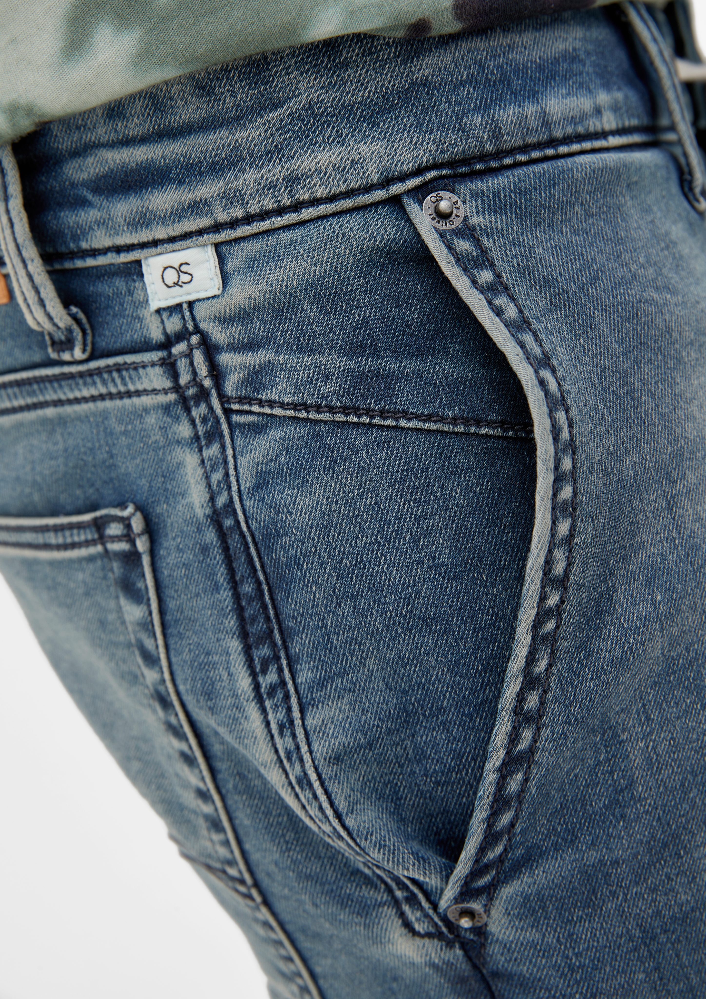 / Leg Straight Jeansshorts QS Regular Rise / Jeans-Shorts Waschung himmelblau John / Fit Mid