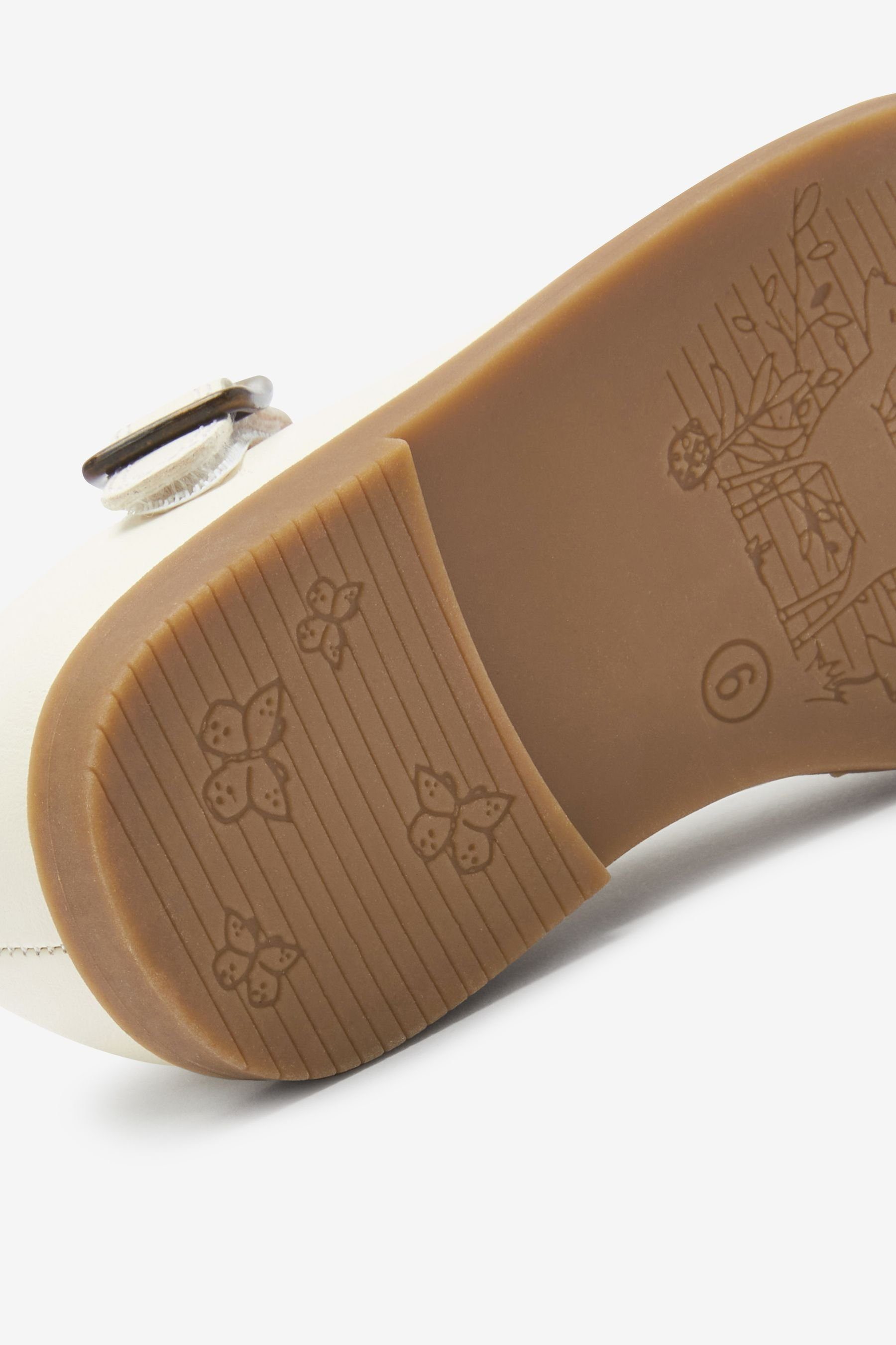 Next Schuhe mit T-Steg White (1-tlg) Leather T-Strap-Sandale