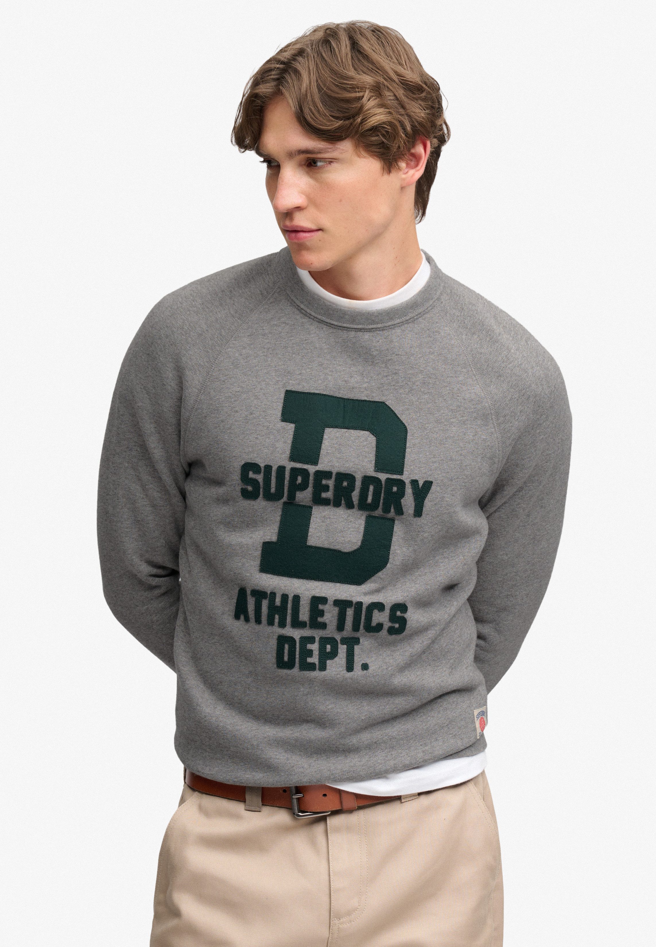 Superdry Sweatshirt ATH FELT APPLIQUE RELAXED CREW Baumwollmischung, relaxed fit