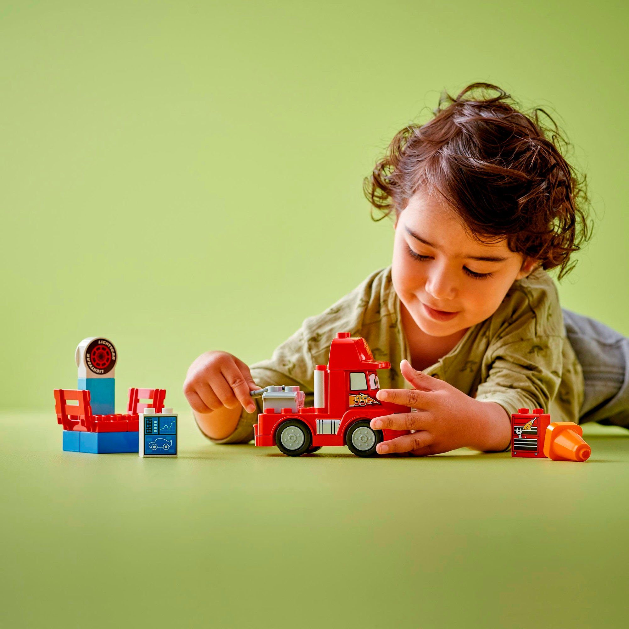LEGO® Mack beim Rennen (10417), LEGO® günstig online kaufen