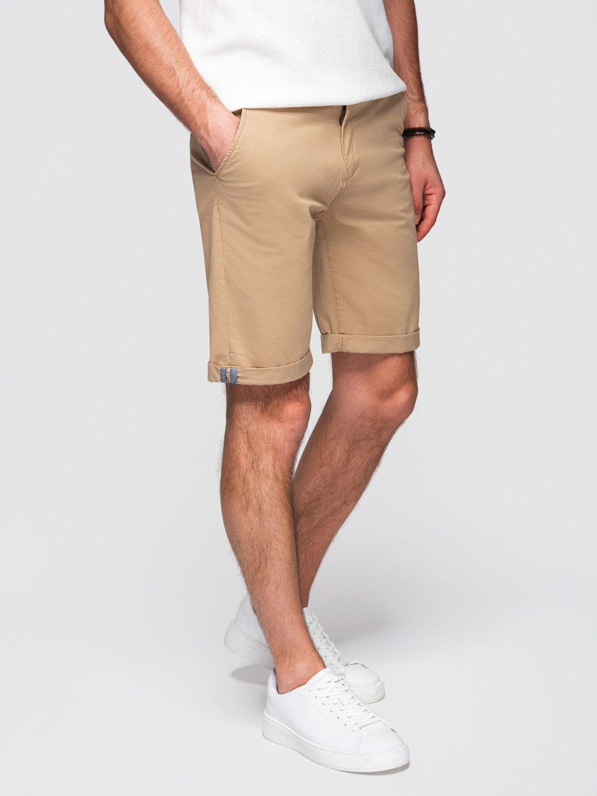 Chinoshorts Klassische Herren-Chino-Shorts mit hochgekrempeltem Bein
