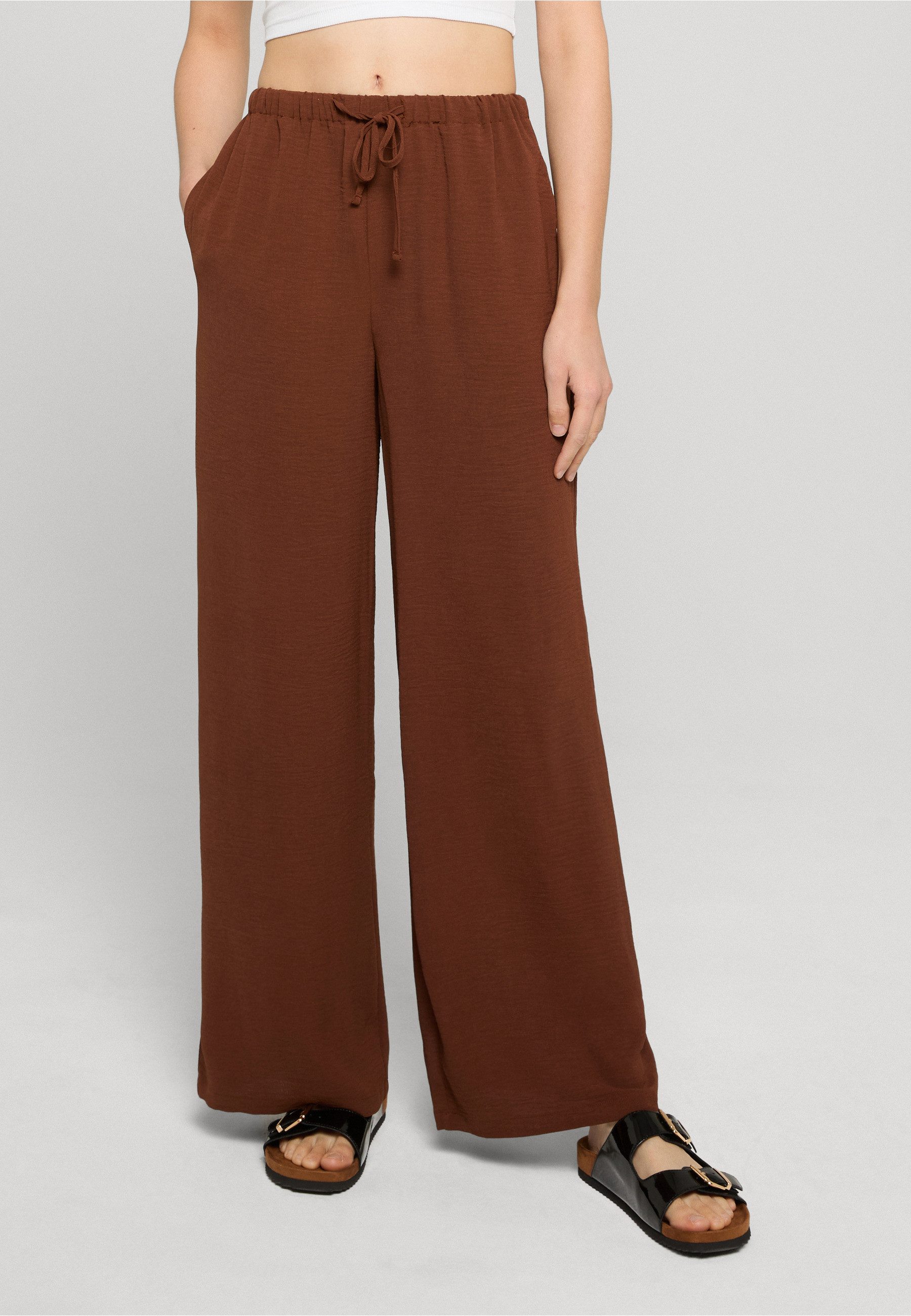 URBAN CLASSICS Stoffhose Urban Classics Ladies Structured Wideleg Pants (1-tlg)