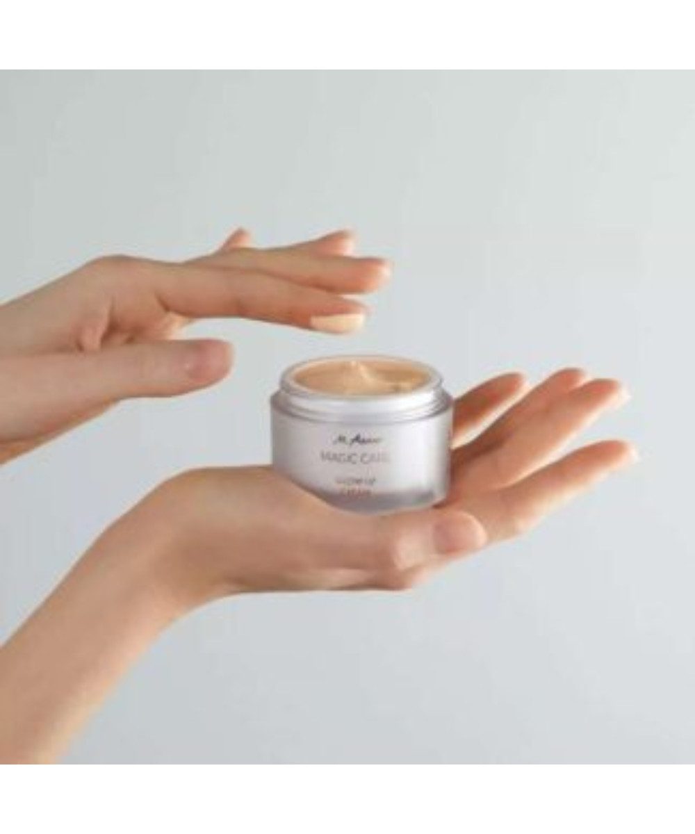 M. Asam Concealer M. Asam MAGIC CARE Glow-Up Cream, 1-tlg., Glow-Up Cream, Verleiht der Haut Geschmeidigkeit und Perfektion
