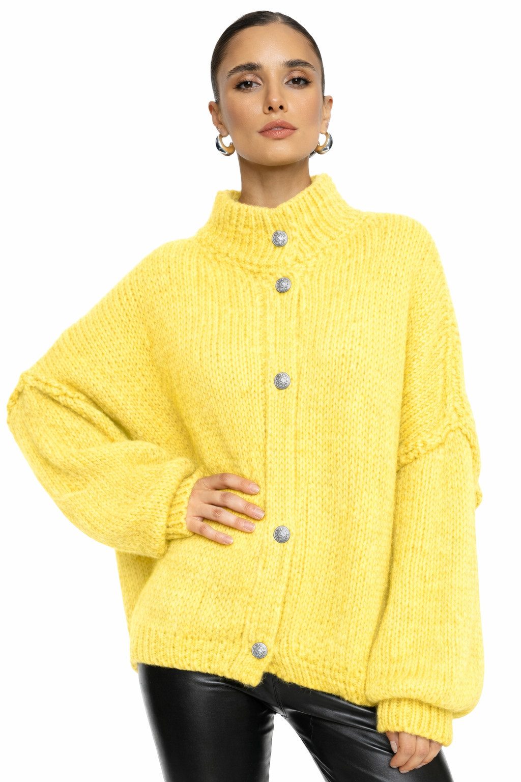 Worldclassca Cardigan WORLDCLASSCA Damen Cardigan Oversize Strickjacke mit Knöpfen Fashion Neue Kollektion - Stilvolle und gemütliche Strickmode für Damen