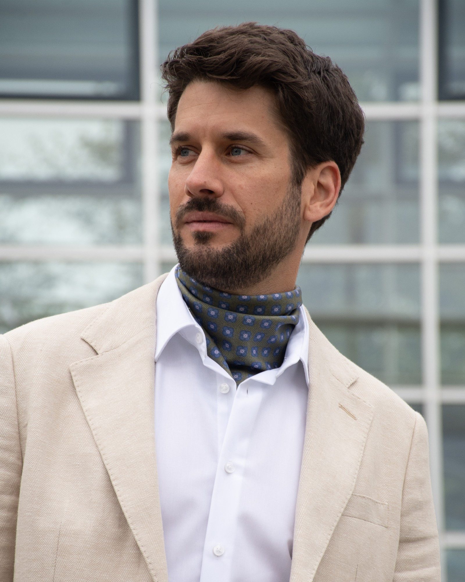 MayTree Seidentuch Herren handrolliert aus Twill-Seide, 53x53 dezente Muste günstig online kaufen