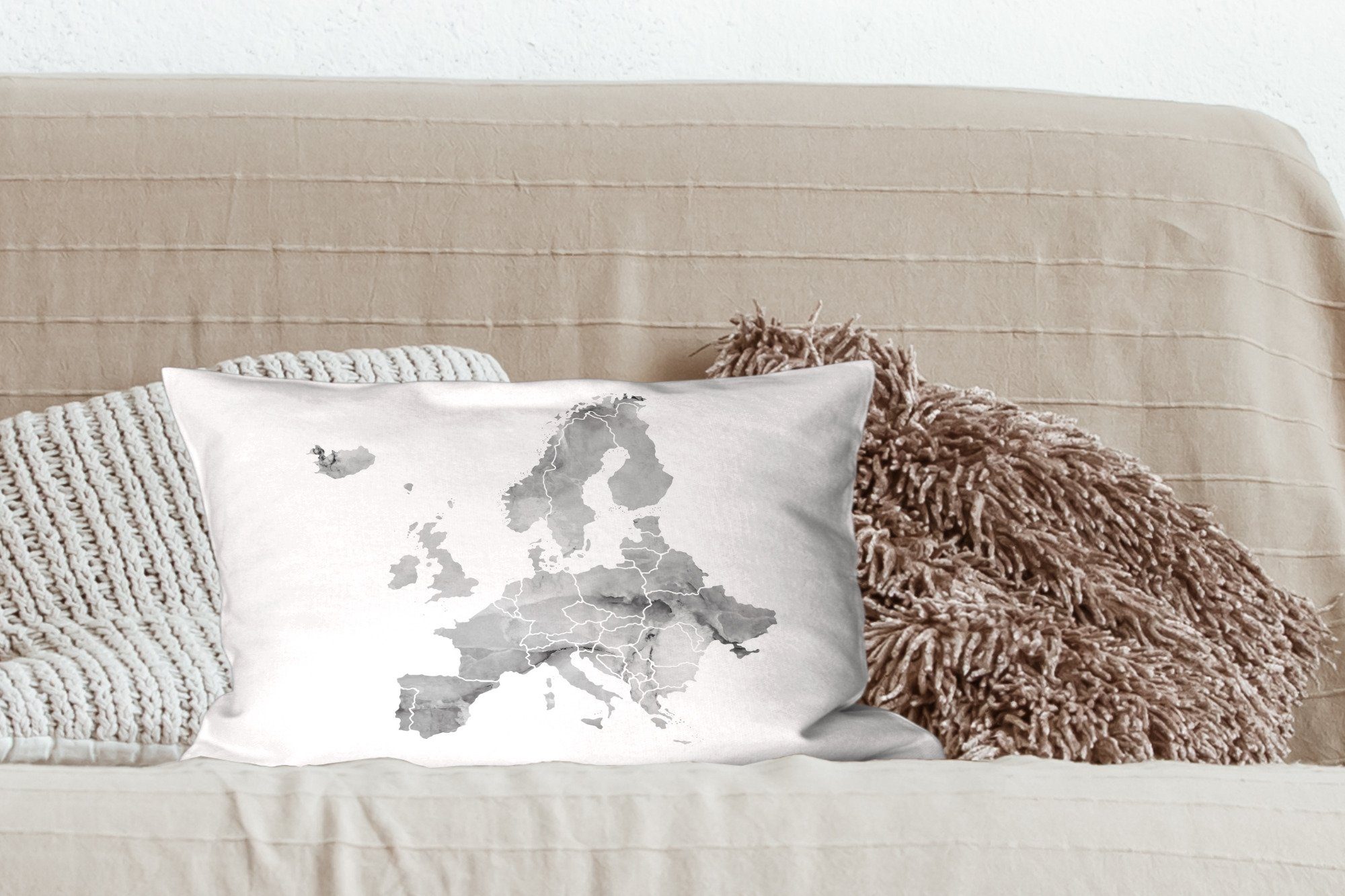 MuchoWow Dekokissen Europa-Karte in Aquarell mit - und Dekoration, schwarz weiß, Füllung, Zierkissen, Schlafzimmer Dekokissen Wohzimmer