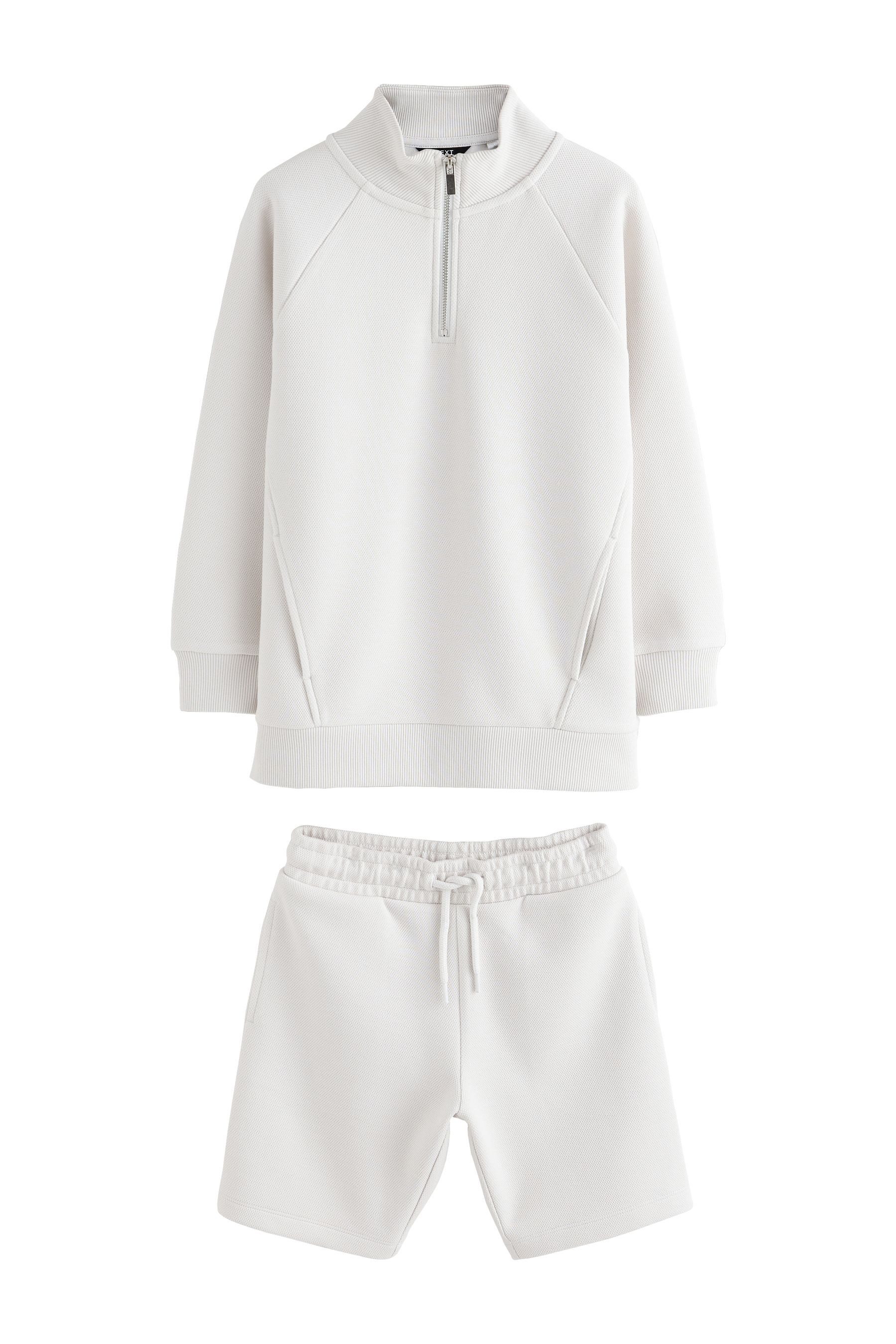 Pullover & Shorts Set mit Shorts und Trichterkragen