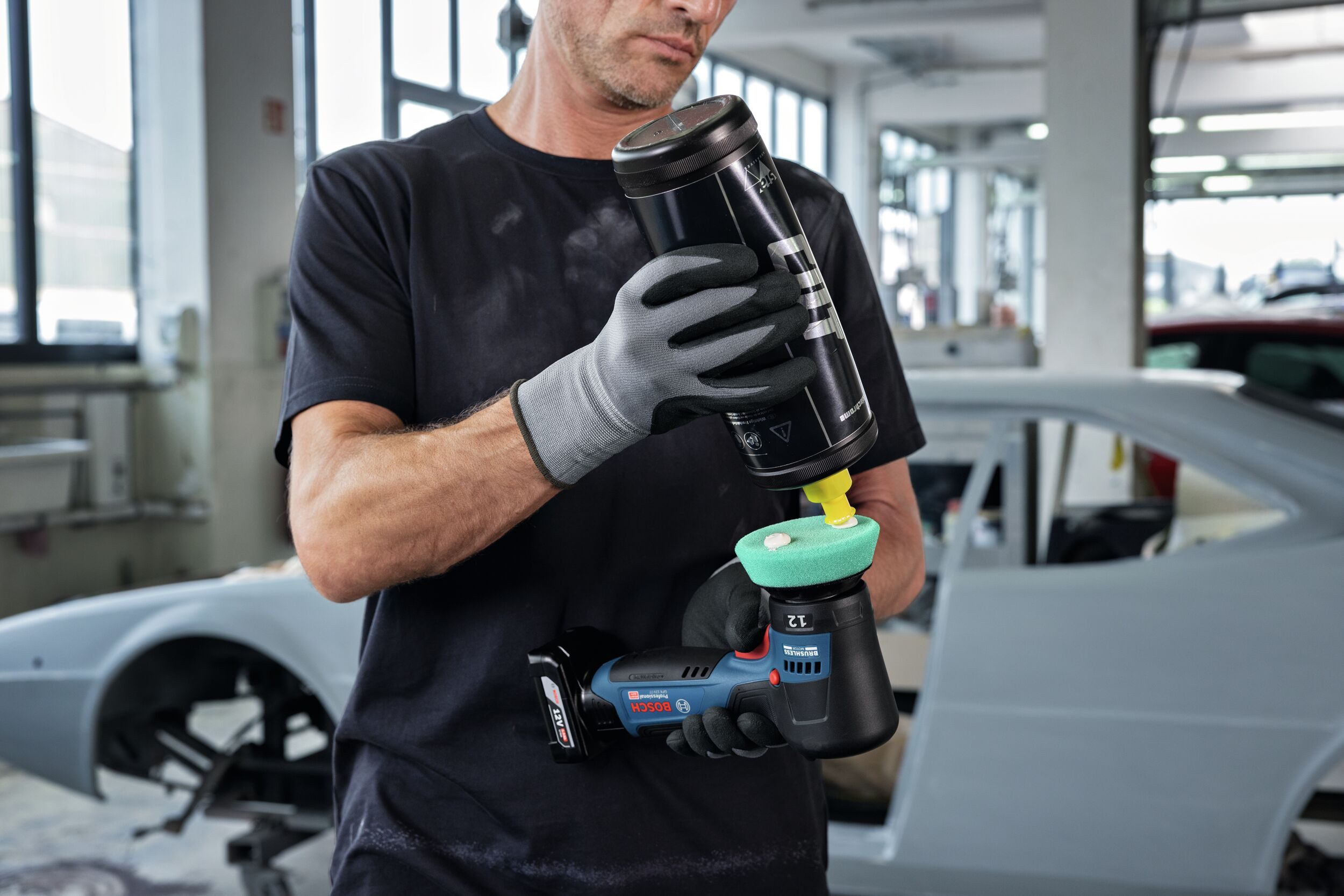 BOSCH Akku-Poliermaschine GPX 12V-77, 7000 max. U/min, Polierer Ohne Akku - im Karton
