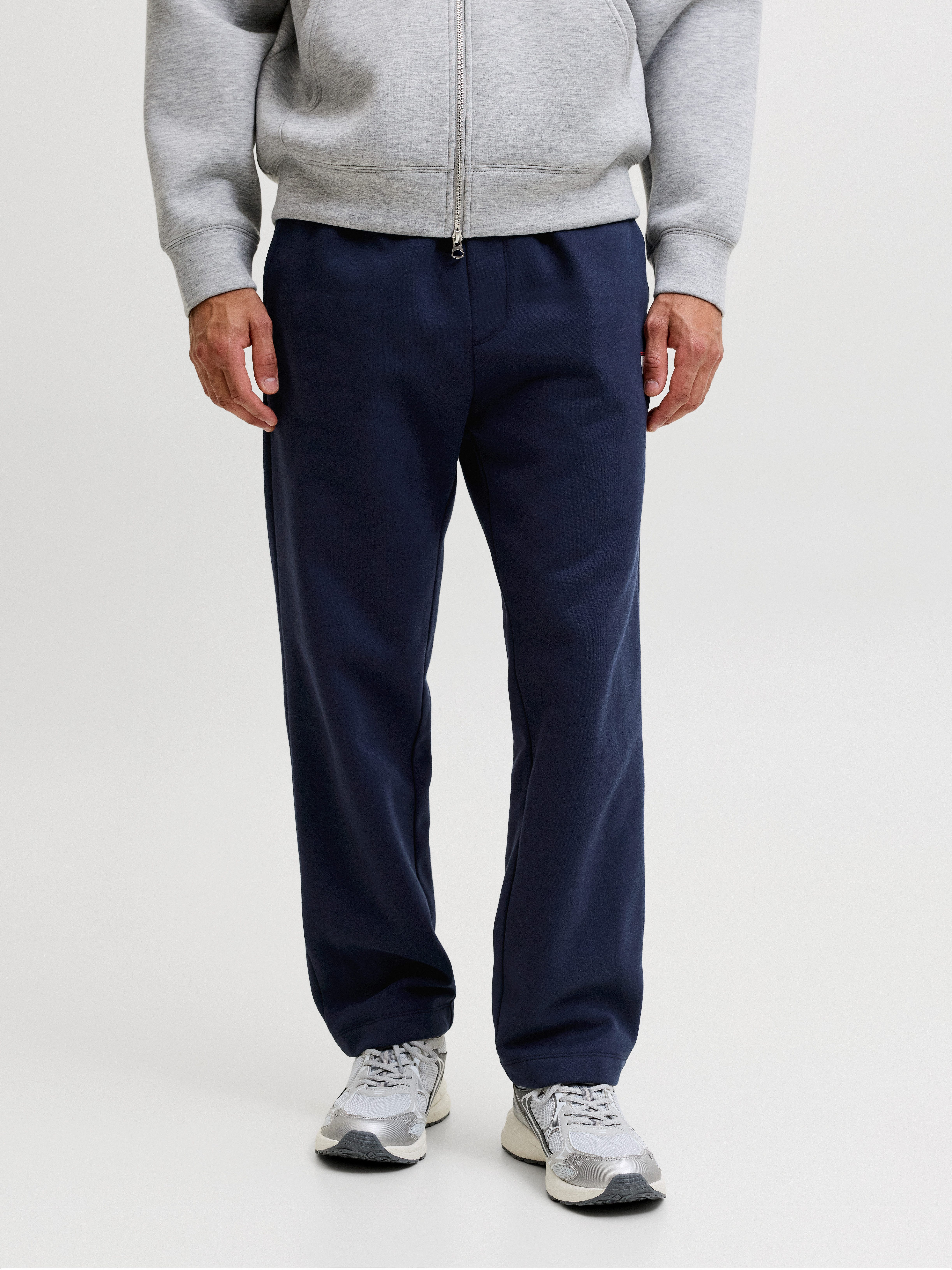 Jack & Jones Sweathose JPSTKANE BUSTER SWEAT PANTS BTS Baumwollmischung, locker geschnitten