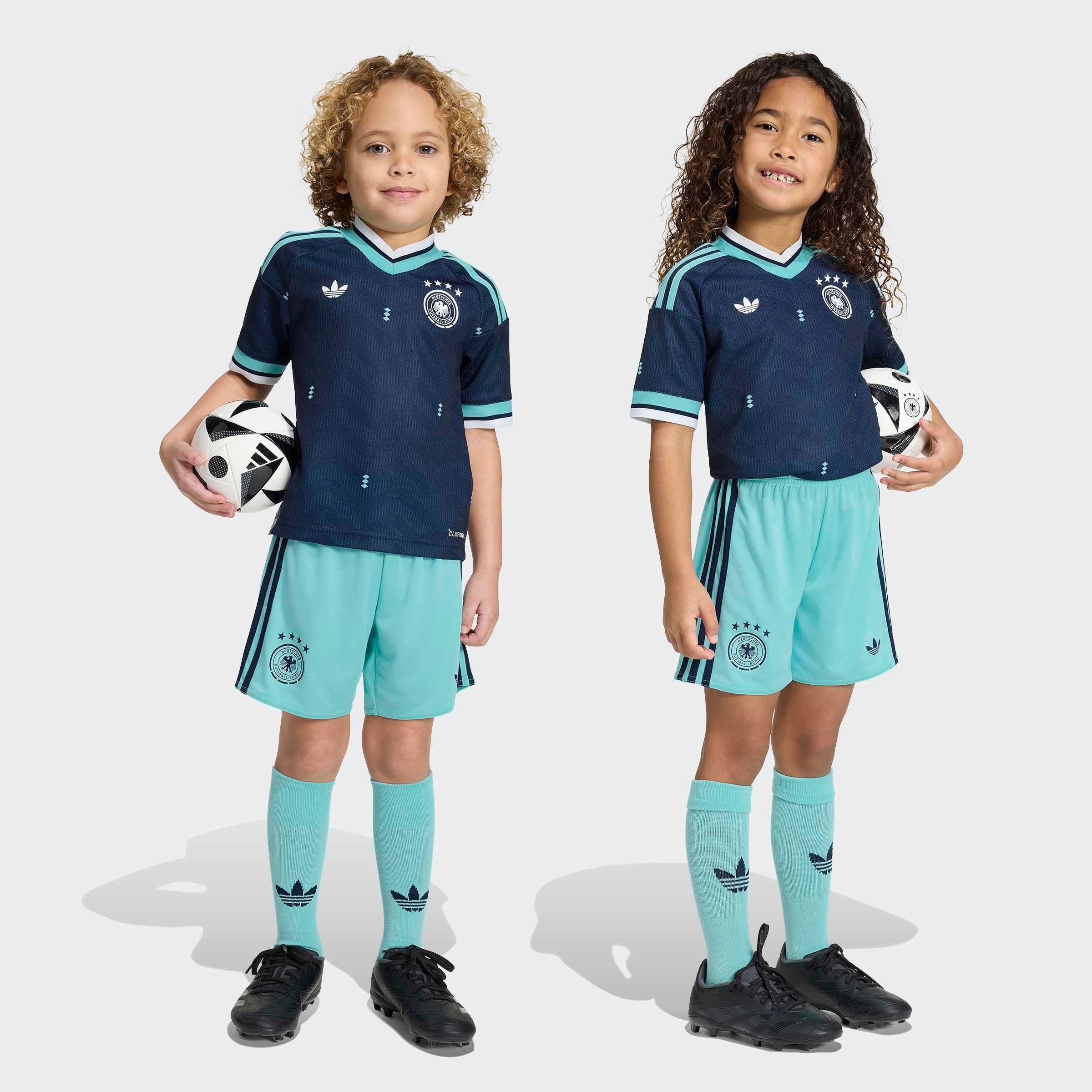 adidas Performance Trainingsanzug DEUTSCHLAND 26 KIDS AUSWÄRTSAUSRÜSTUNG (2-tlg)