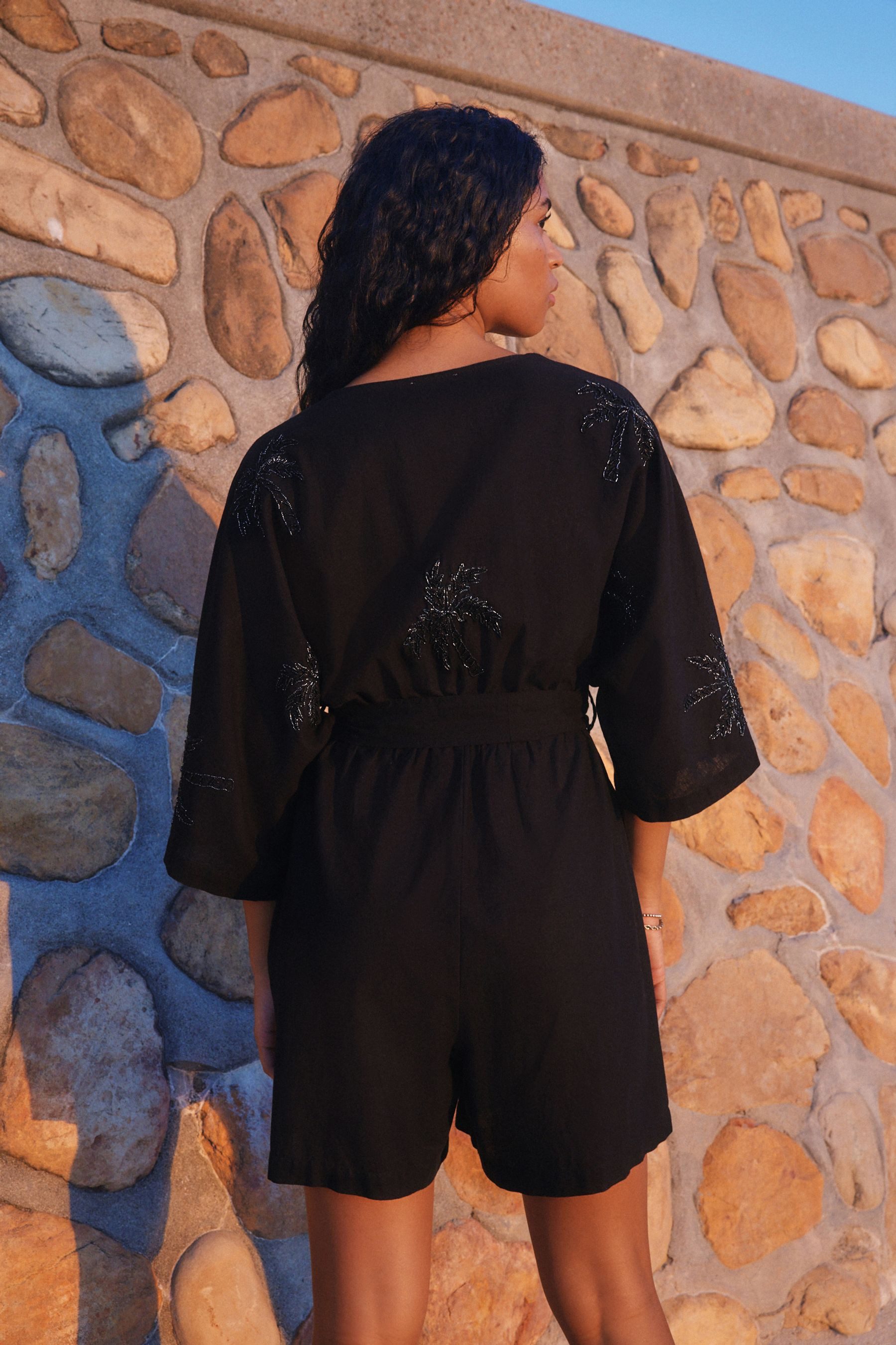Next Playsuit Overall mit Palmen-Paillettendetail (1-tlg) günstig online kaufen