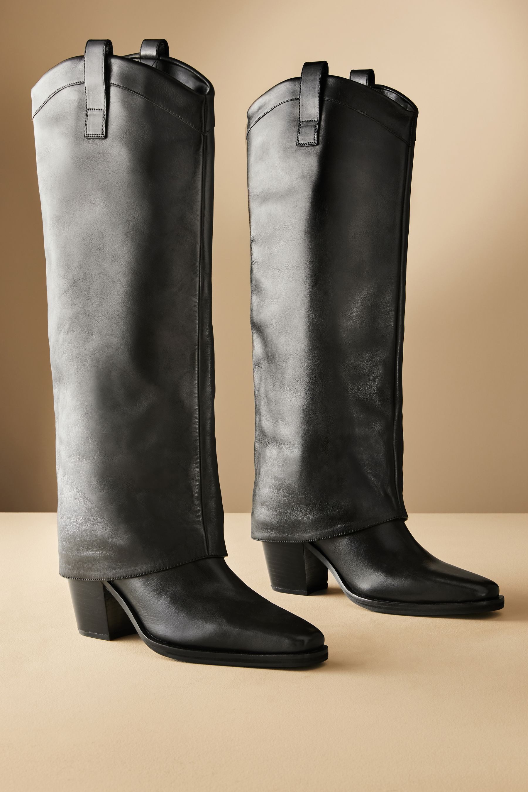 Next Kniehohe Premium Gamaschen-Stiefel im Western-Stil günstig online kaufen