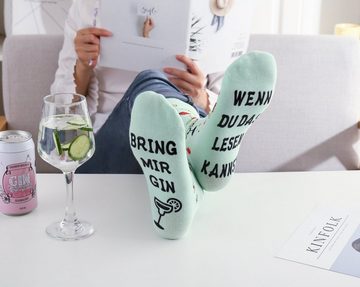 Lucadeau Freizeitsocken Gin-Socken mit Schlüsselanhänger in einer Design-Dose, mit Spruch (1 Paar) rutschfest, Gr. 39-45, Geschenke für Frauen und Männer
