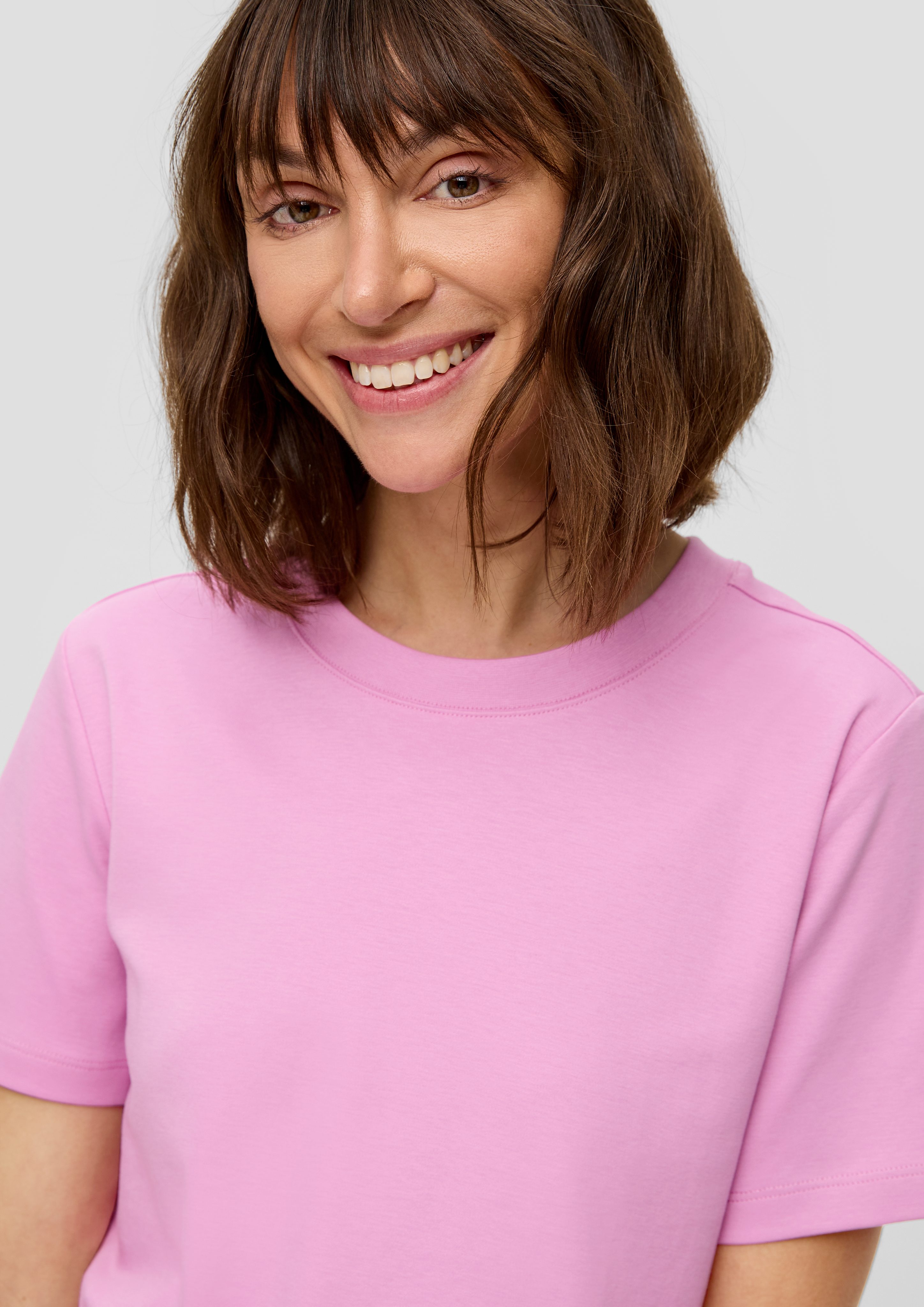 s.Oliver Kurzarmshirt Leicht verkürztes Baumwoll-T-Shirt mit günstig online kaufen
