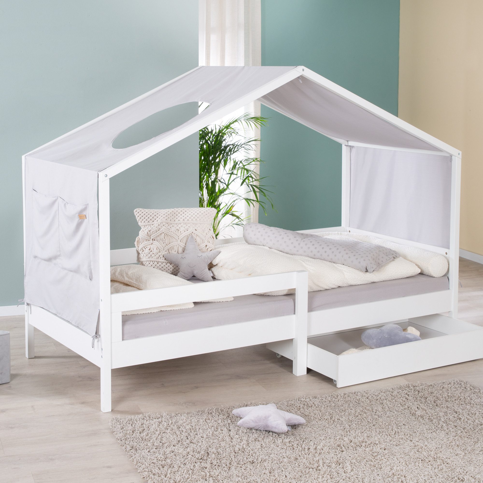 roba® Hausbett 90 x 200 cm - Kinderbett & Jugendbett - Holz weiß lackiert (Inklusive Lattenrost & 2 x Schubladen/Bettkästen), mit integriertem Rausfallschutz - Schlaf- und Spielplatz für Kinder