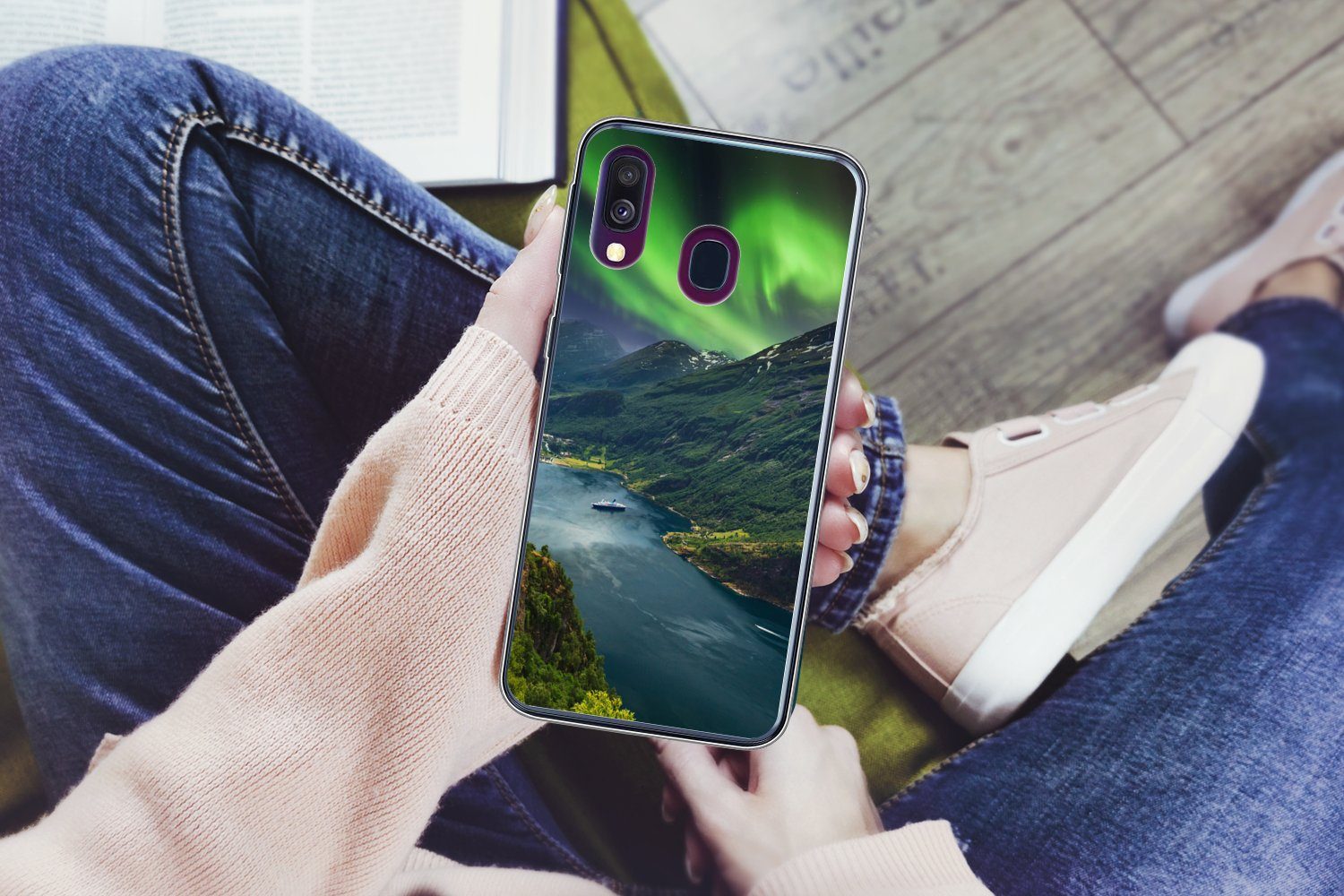 MuchoWow Handyhülle für Samsung Galaxy A40 Nordlichter - Berg - Boot - Norwegen, Smartphone-Bumper, Print, Handy Schutzhülle Dünn