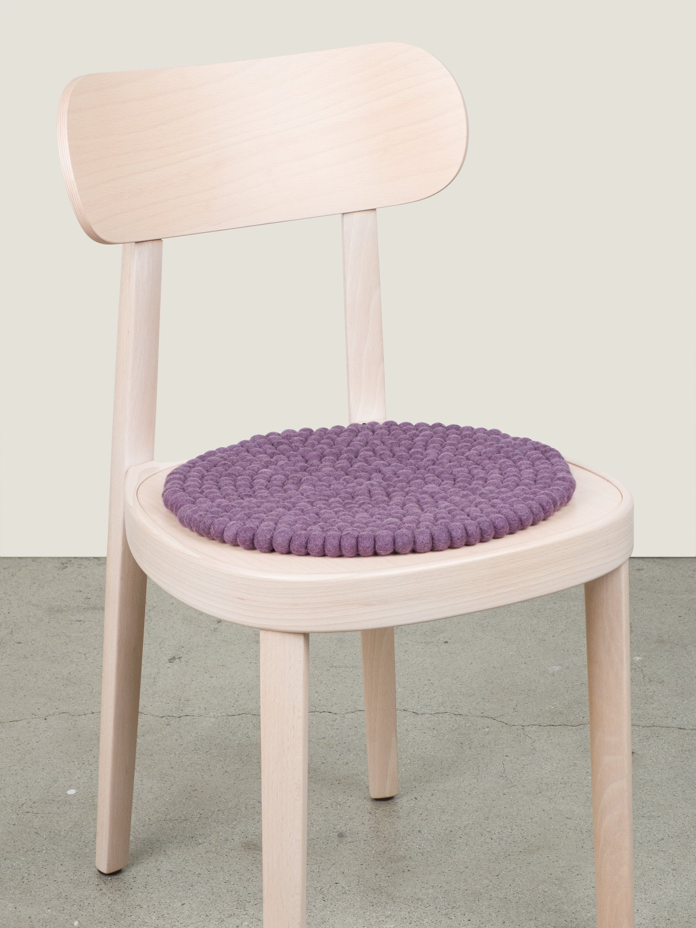 myfelt Stuhlkissen Filzkugel Sitzauflage 36 cm, Schurwolle, 100% ⌀ schmutzabweisend rund, Frida reiner