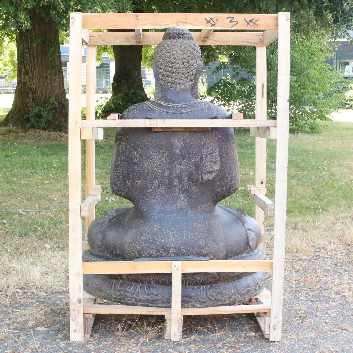 Oriental Galerie Dekofigur XXL St), Herstellung Handarbeit cm aus Figur Sitzend Buddha 150 Chakra Lavastein (1 Gartenfigur Ursprungsland traditionelle in im