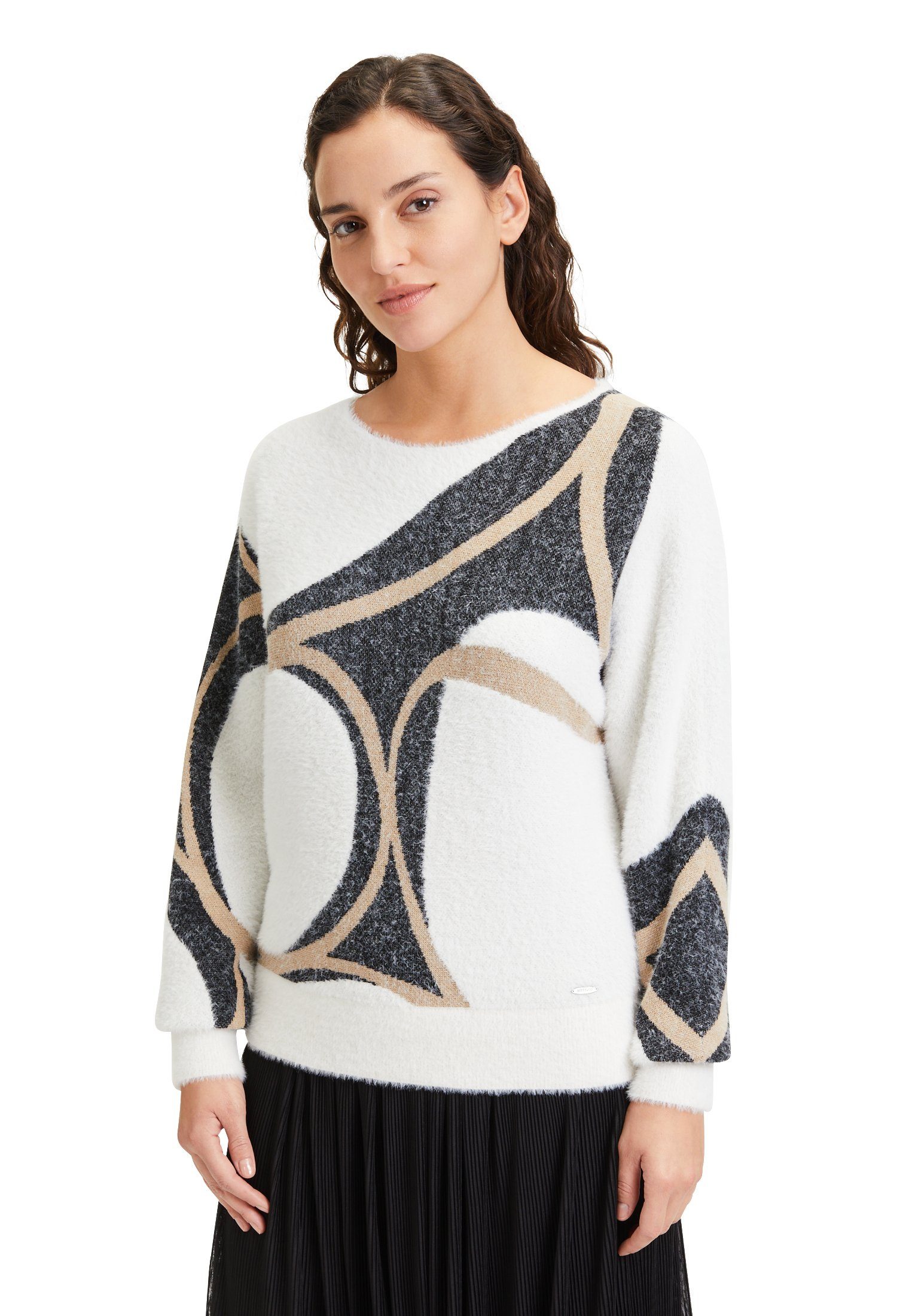 Betty&Co Strickpullover mit U-Boot-Ausschnitt (1-tlg) Jacquard